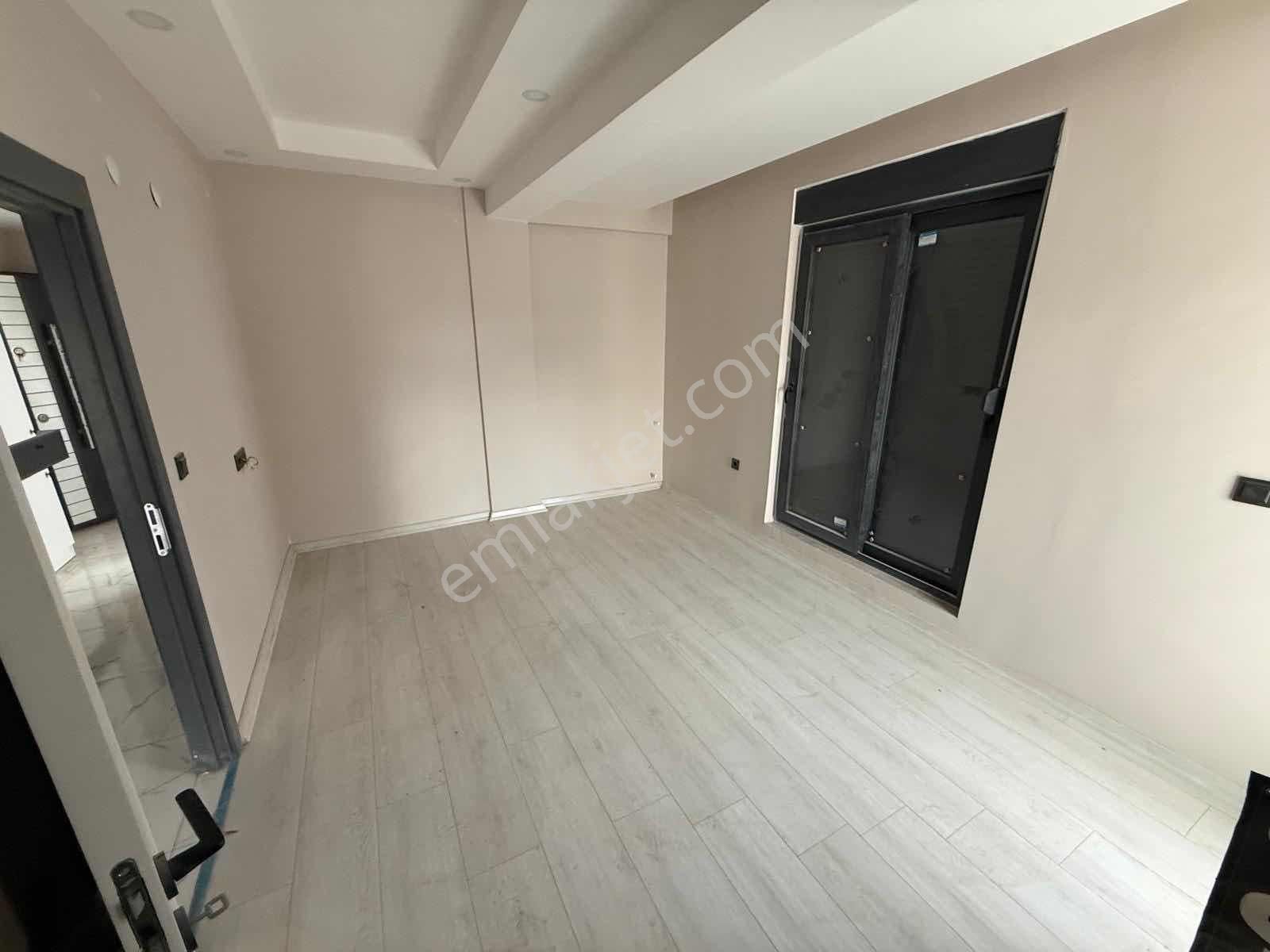 V. Aydoğmuş Mah Havuzlu Sıfır 2+1 - Görsel 14