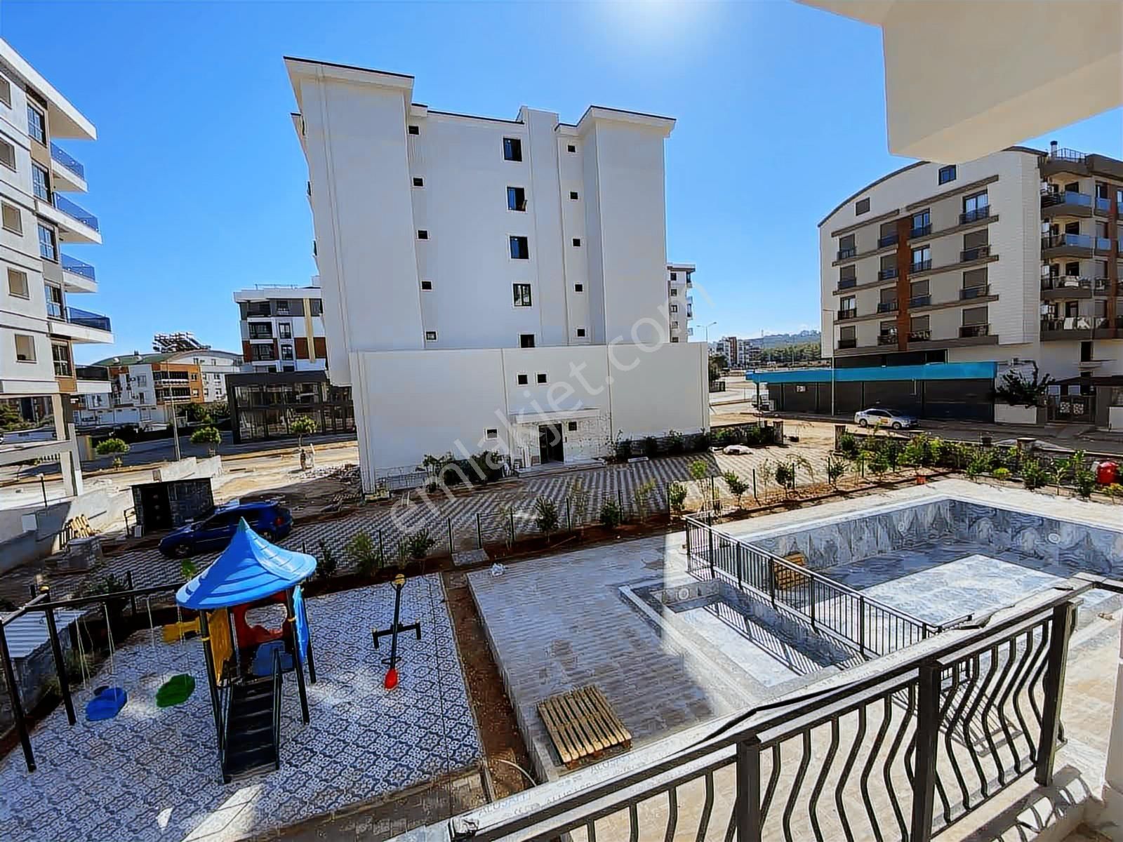 V. Aydoğmuş Mah Havuzlu Sıfır 2+1 - Görsel 12