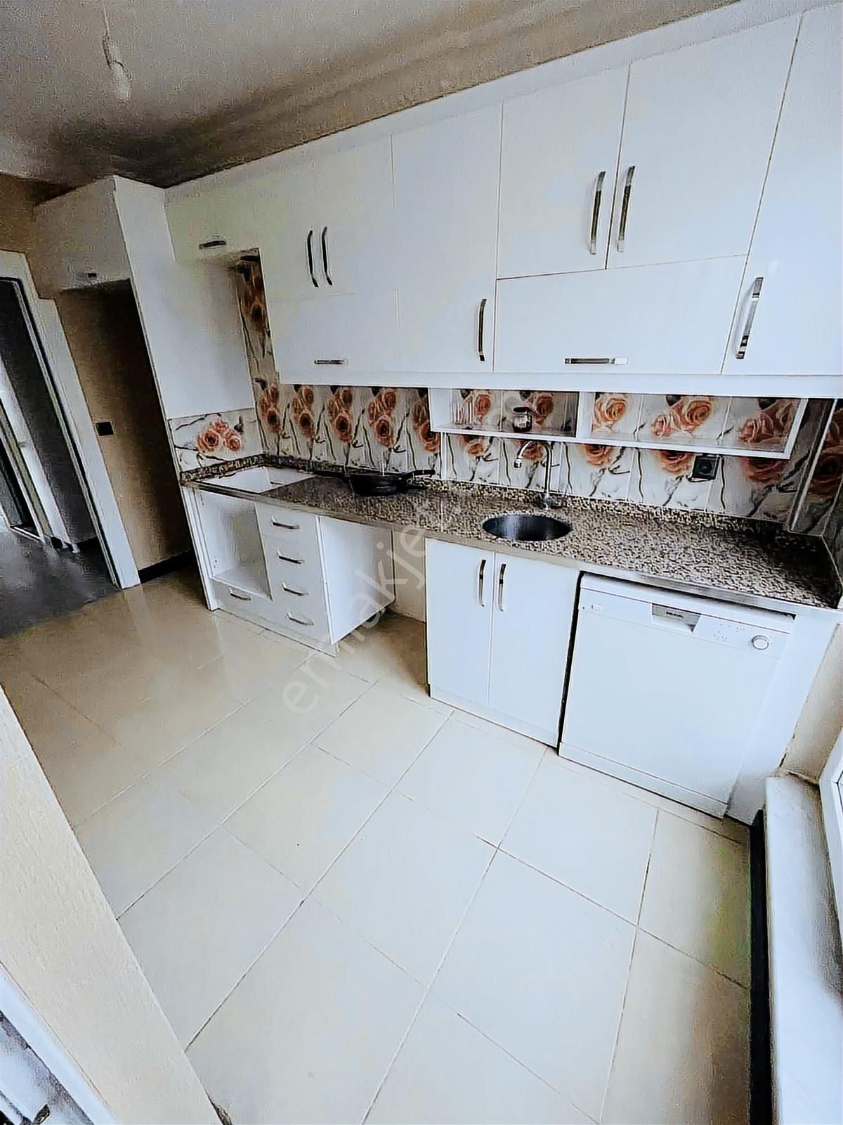 Aktoprak Mh Tramvay Dibi 3+1 Satılık Daire