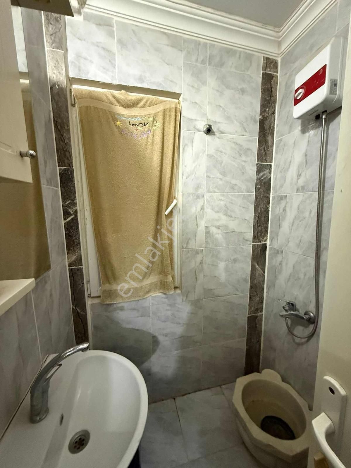 Hastaneye Yürüme Mesafesinde 3+1 Ebv Banyolu Doğalgazlı - Görsel 6