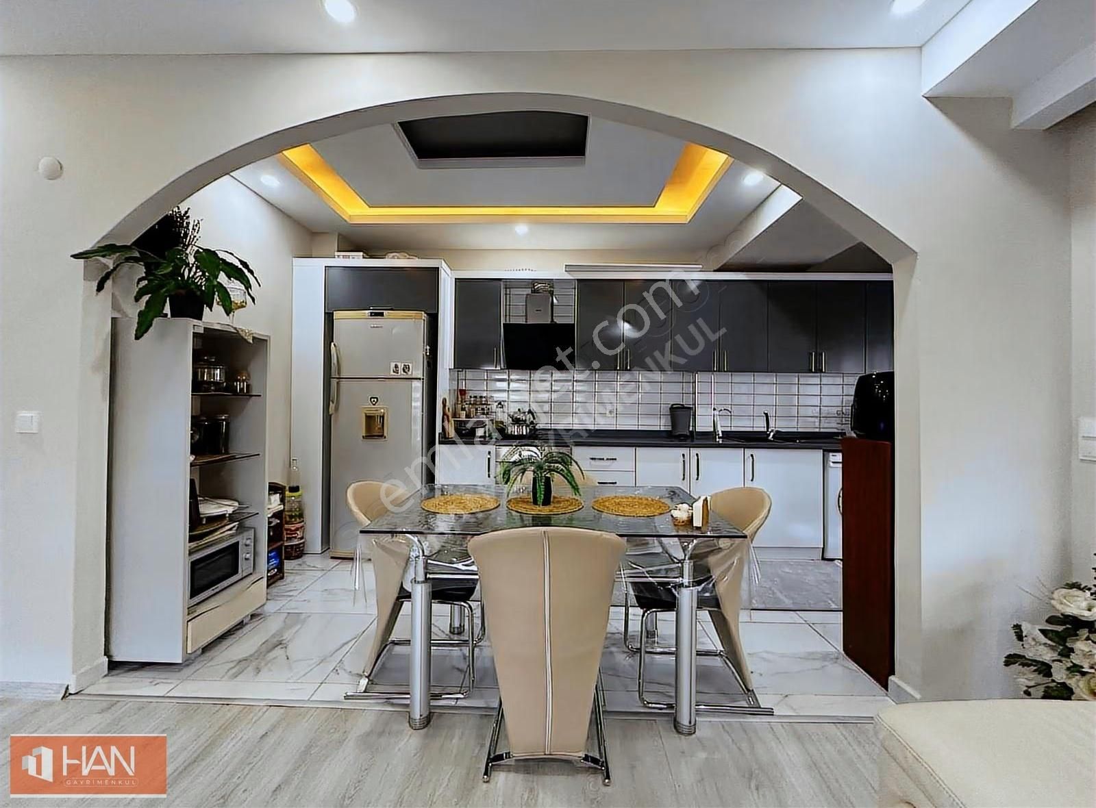 Fevziçakmak'ta 3+1 Ulra Lüks Havuzlu Site İçerisinde Daire