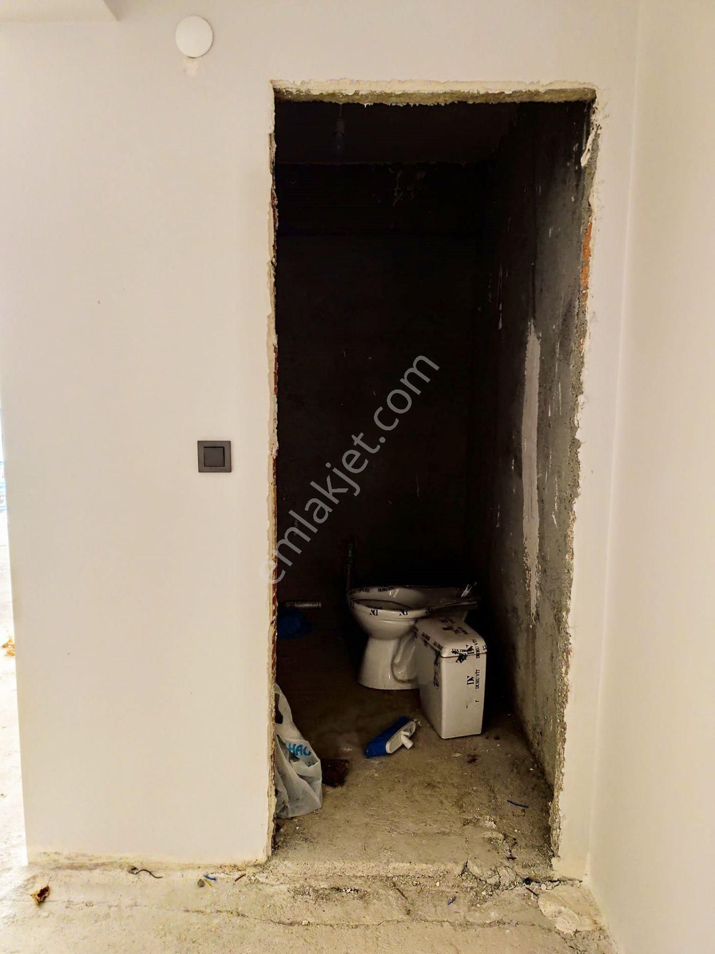 Mertcan Dan Adnan Kahveci Metroya Yürüme 100m2 Sıfır Dükkan - Görsel 9