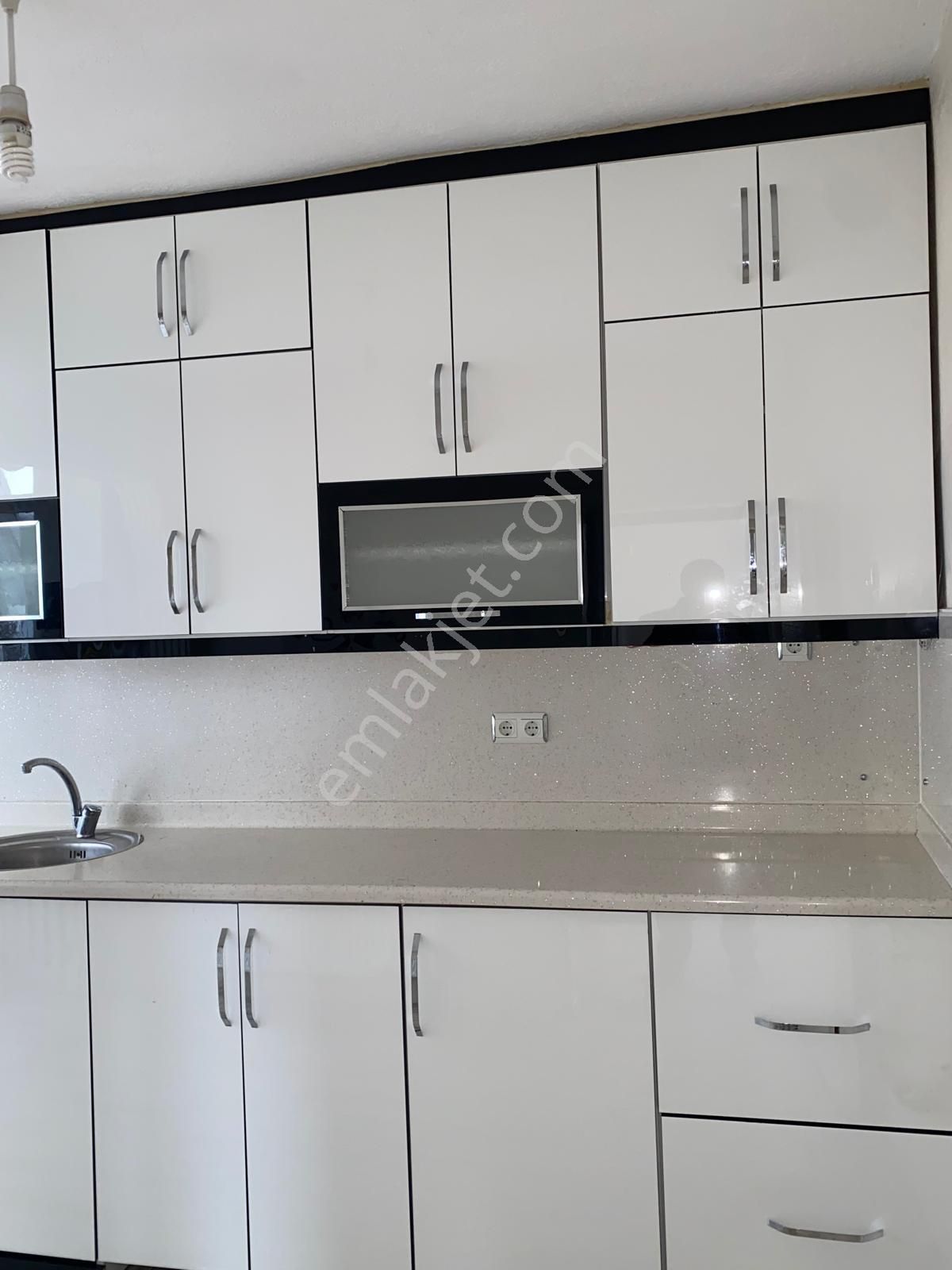 Sücüllü Emlaktan Kiralık 3 + 1 Özel Park Hastanesi Yakını İki Katlı Mütakil Daire - Görsel 2