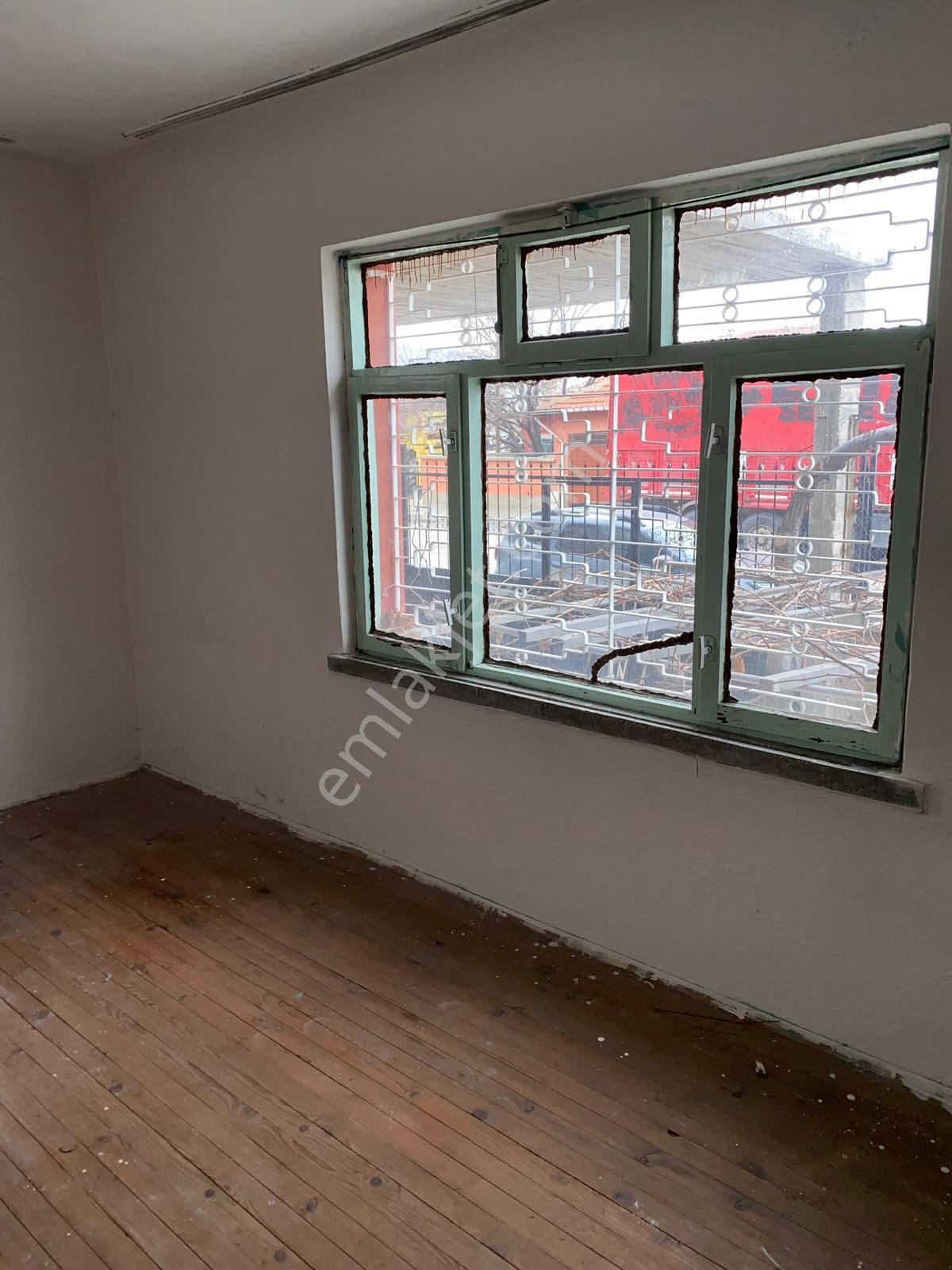 Sücüllü Emlaktan Kiralık 3 + 1 Özel Park Hastanesi Yakını İki Katlı Mütakil Daire - Görsel 20