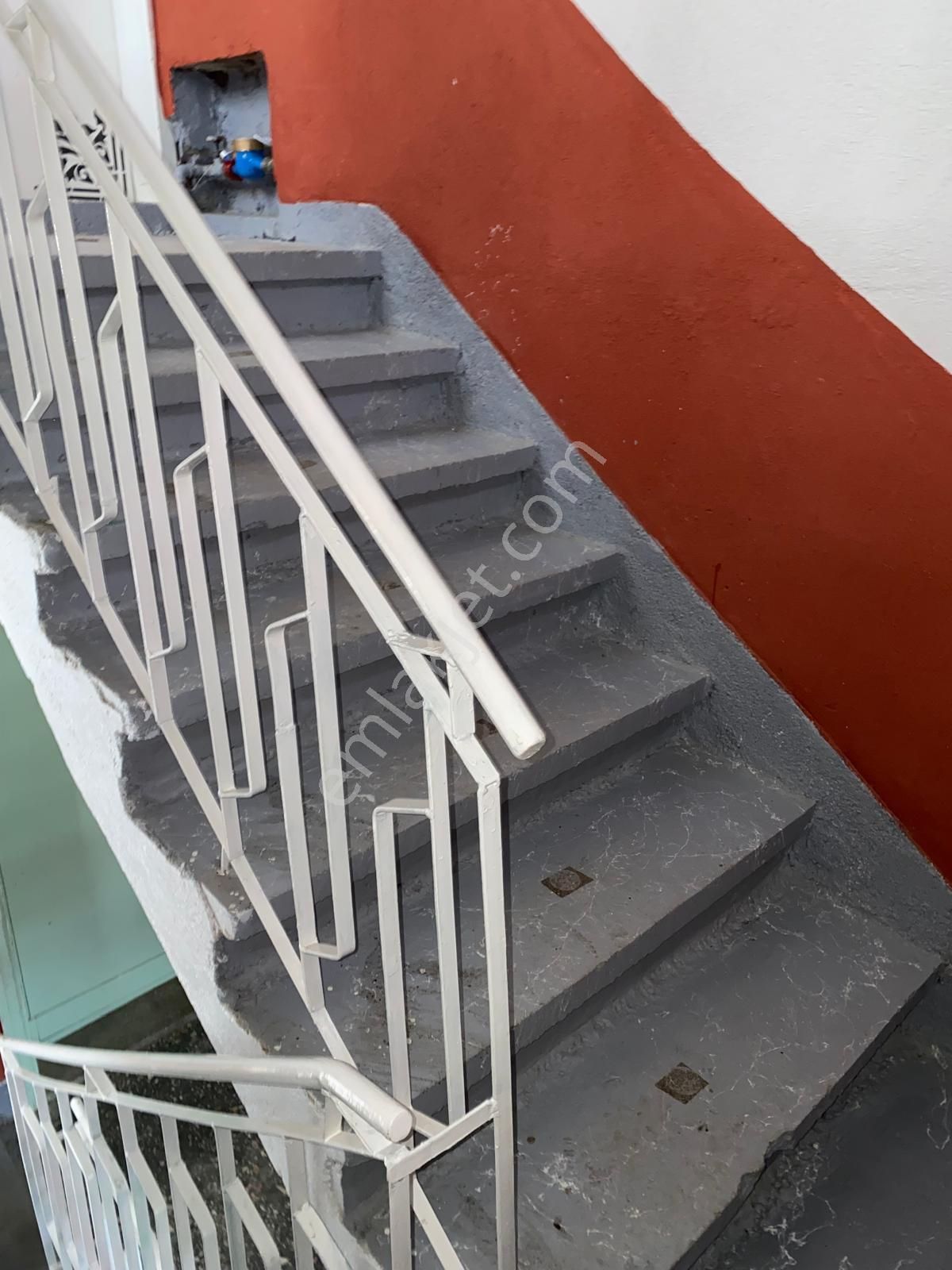 Sücüllü Emlaktan Kiralık 3 + 1 Özel Park Hastanesi Yakını İki Katlı Mütakil Daire - Görsel 10