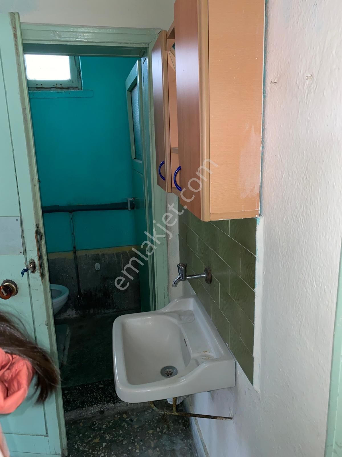 Sücüllü Emlaktan Kiralık 3 + 1 Özel Park Hastanesi Yakını İki Katlı Mütakil Daire - Görsel 32