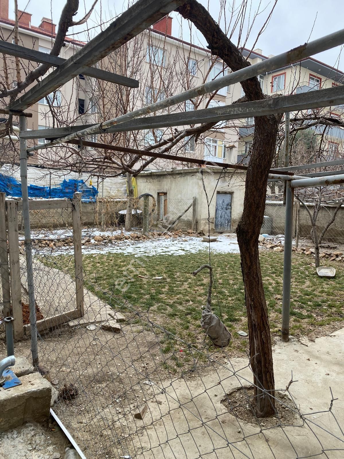 Sücüllü Emlaktan Kiralık 3 + 1 Özel Park Hastanesi Yakını İki Katlı Mütakil Daire - Görsel 11