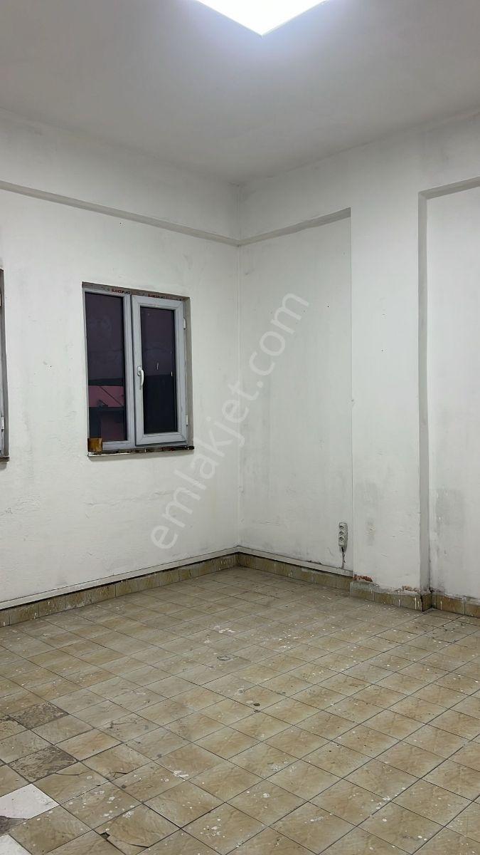 İkitelli Org.de Kiralık 250 M2 Girişüstü Hazır Atölye - Görsel 10