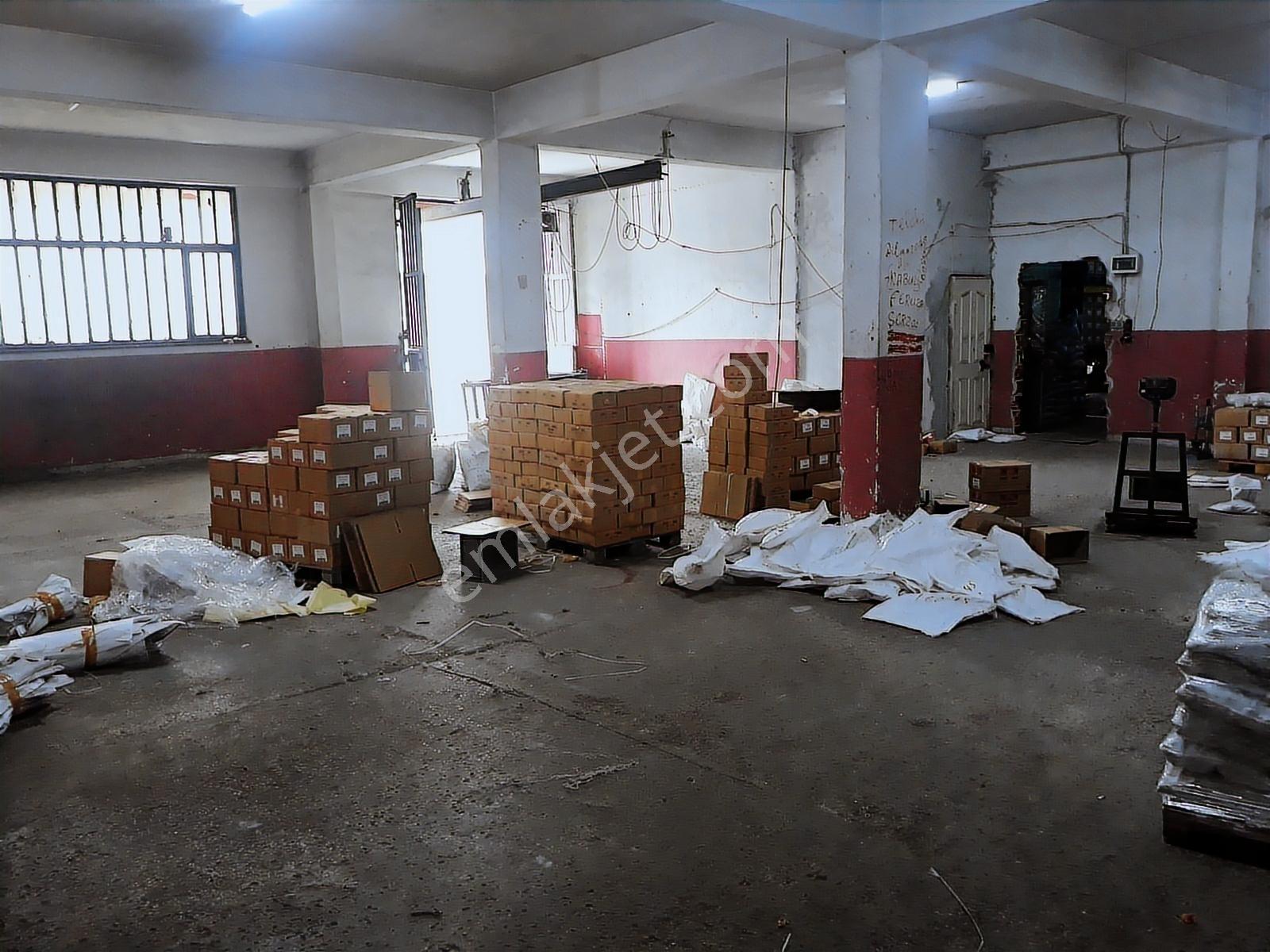 İkitelli Org.de Kiralık 250 M2 Girişüstü Hazır Atölye - Görsel 5