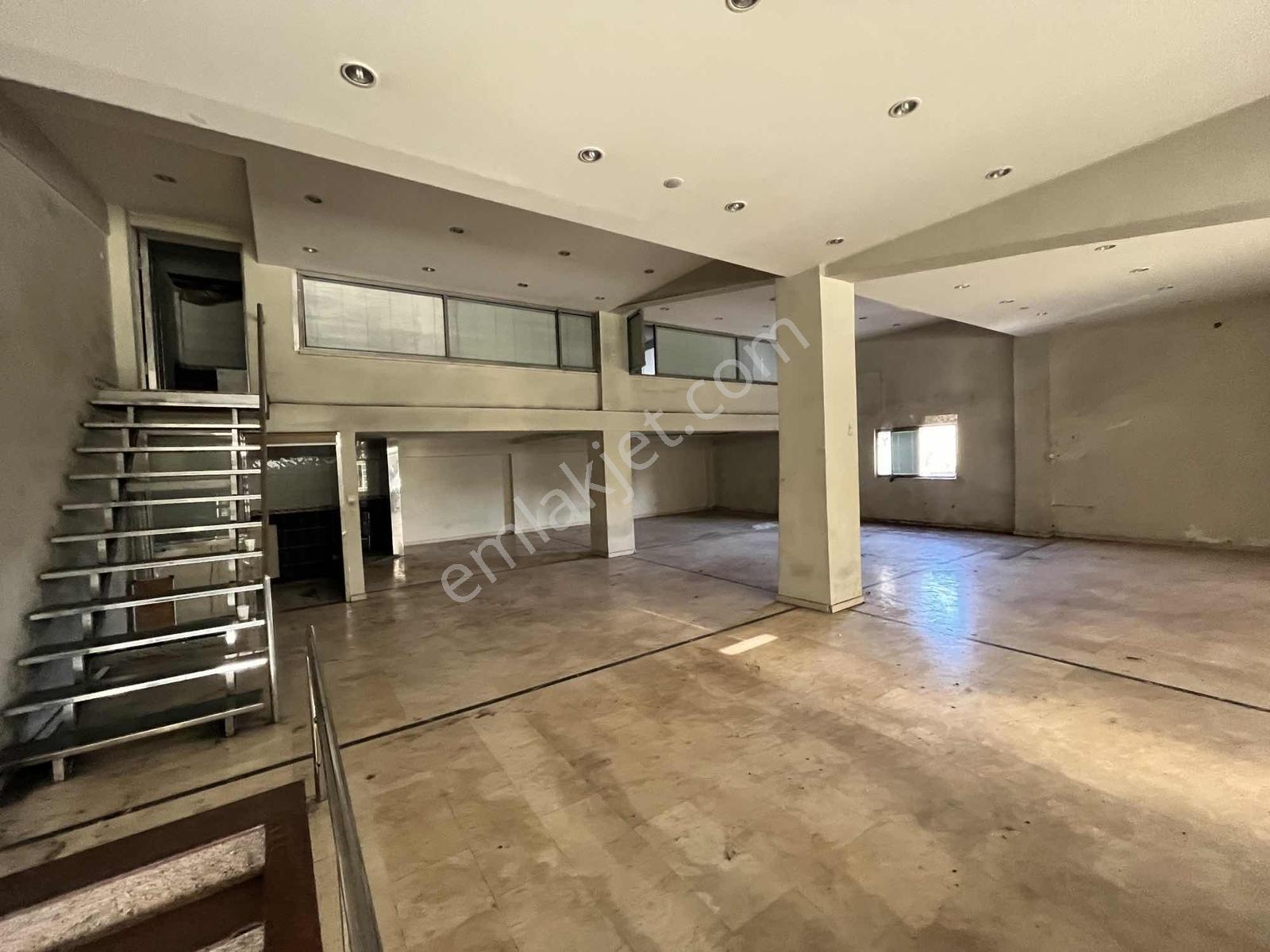 İkitelli Organize Tümsan 1 Sanayi 600 M2 Tır Kamyon Yaklaşır - Görsel 12