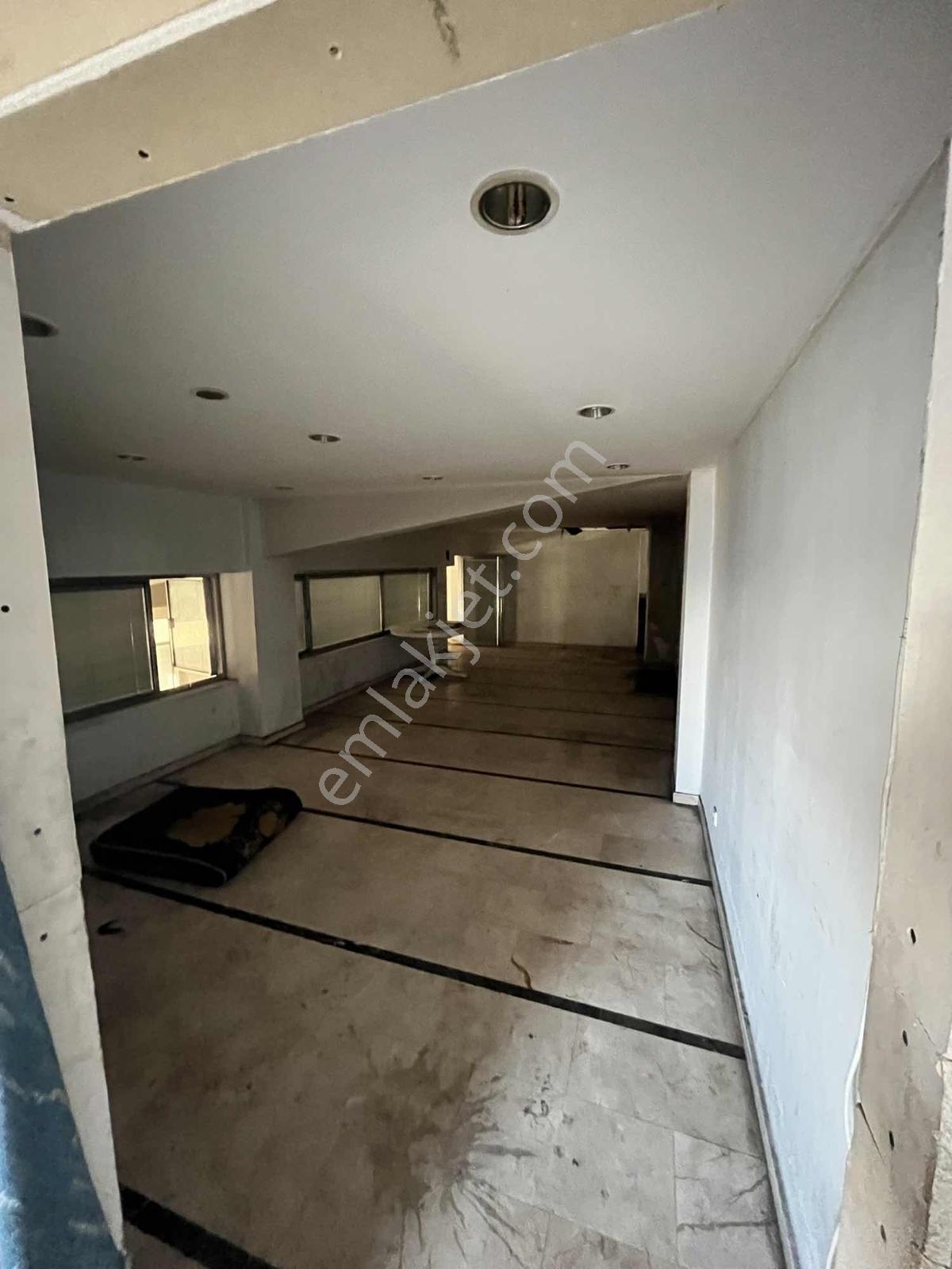 İkitelli Organize Tümsan 1 Sanayi 600 M2 Tır Kamyon Yaklaşır - Görsel 9