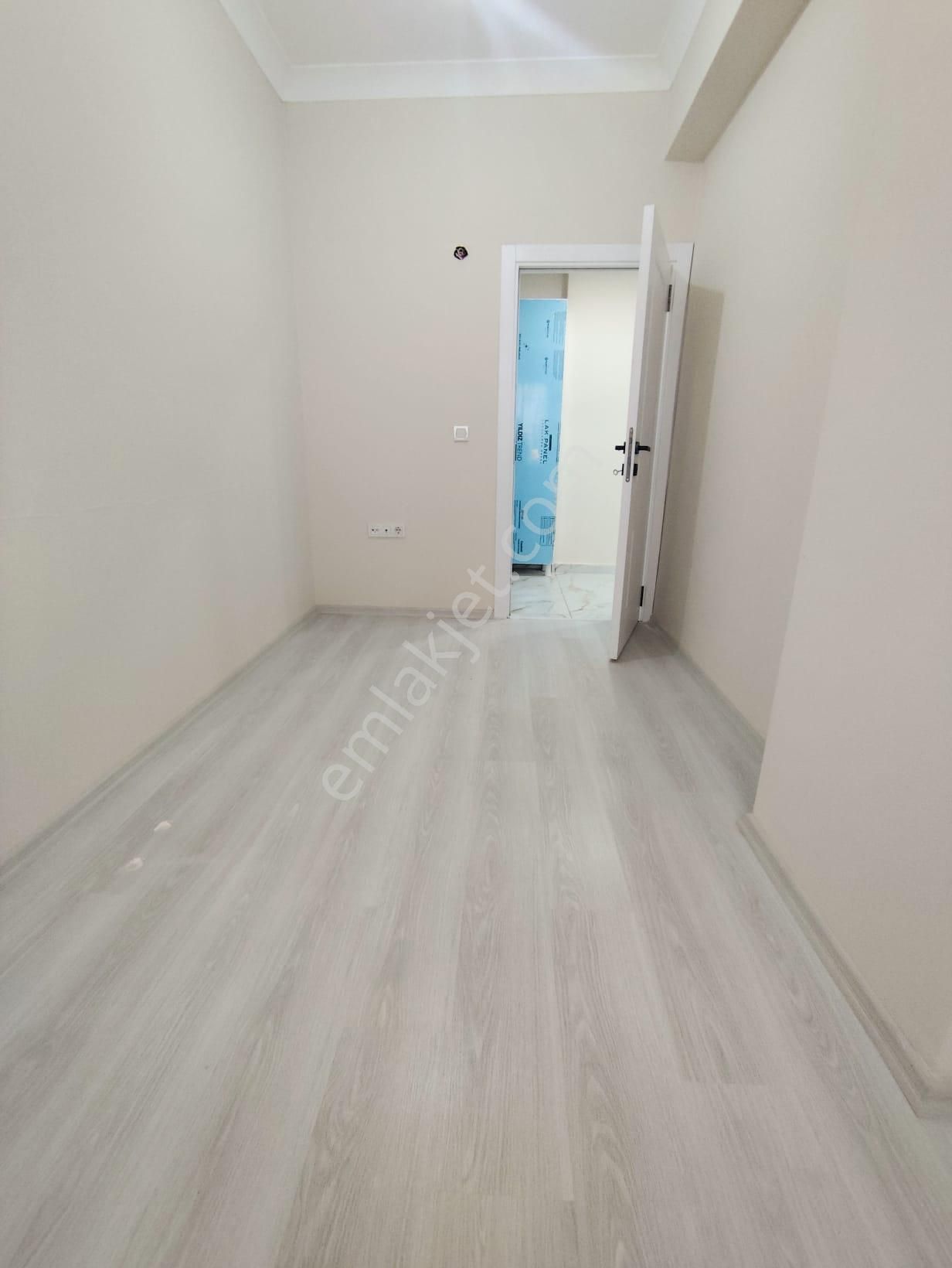 Mertcan Dan Hürriyet Mah Arakat 3+1 Oturuma Hazır - Balkonlu - Görsel 11