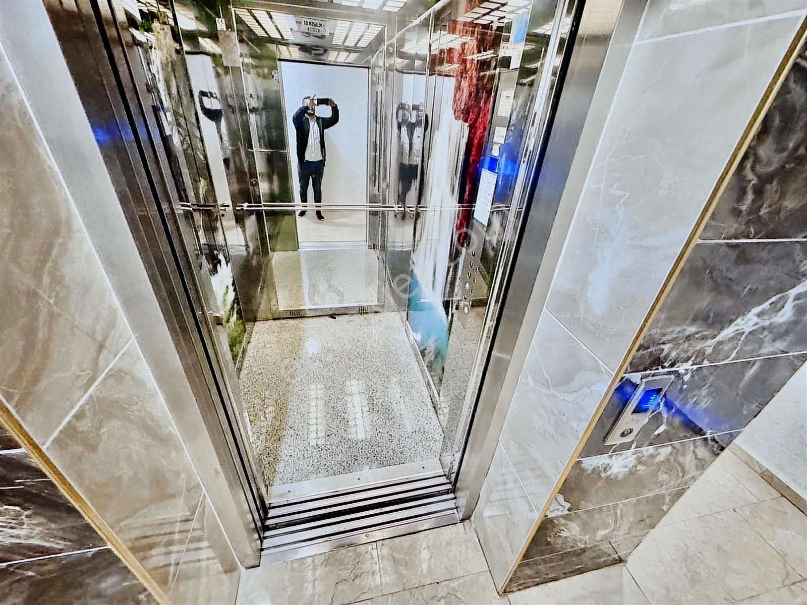 Başkent Caddesi Yakını Lüx Yapılı Ebeveyn Banyolu Satılık Daire - Görsel 13