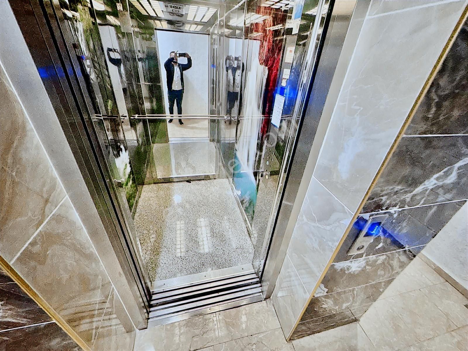 Başkent Caddesi Yakını Lüx Yapılı Ebeveyn Banyolu Satılık Daire - Görsel 12