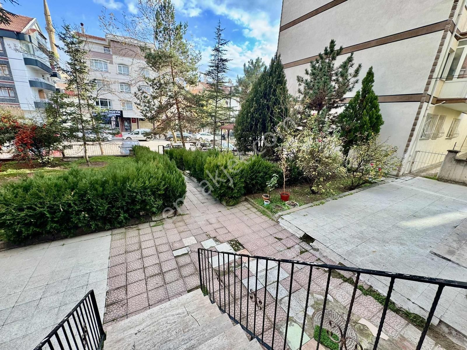 Ayvalı Kardeşler De Çad Üzeri Full Yapılı Satılık 3+1 Daire - Görsel 21