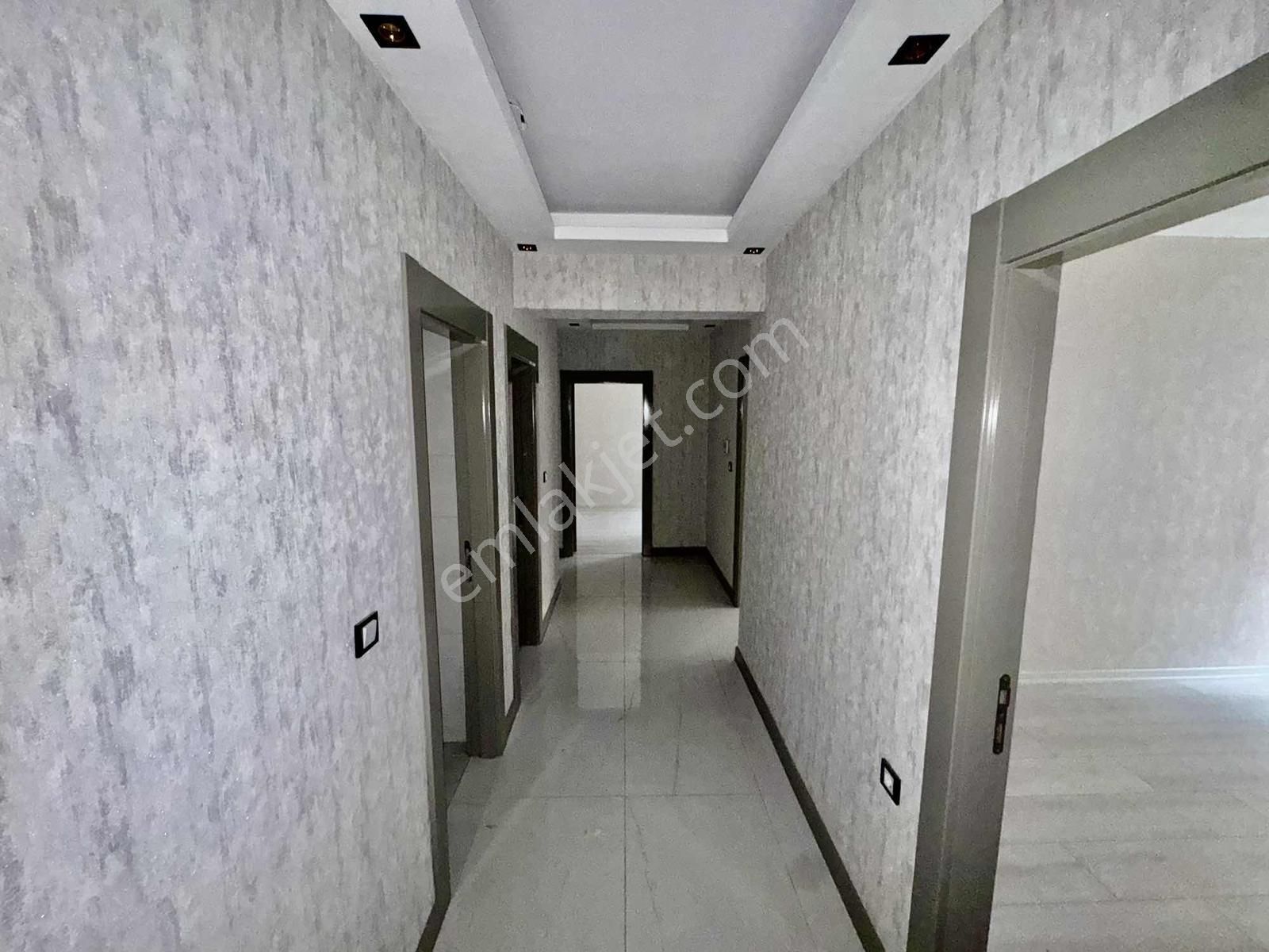 Atapark Göbek De Sıfır Emsallerinin Altında Oturuma Hazır Daire - Görsel 23