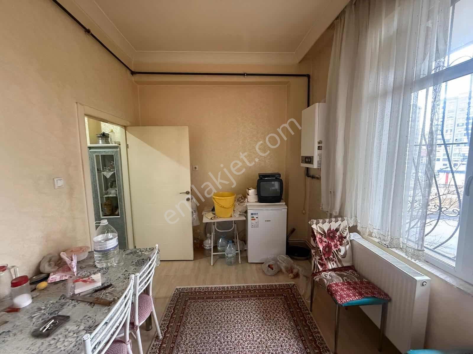 Kanuni Mah Yüksek Giriş Altı Daire Park Manzaralı 3+1 Daire - Görsel 9