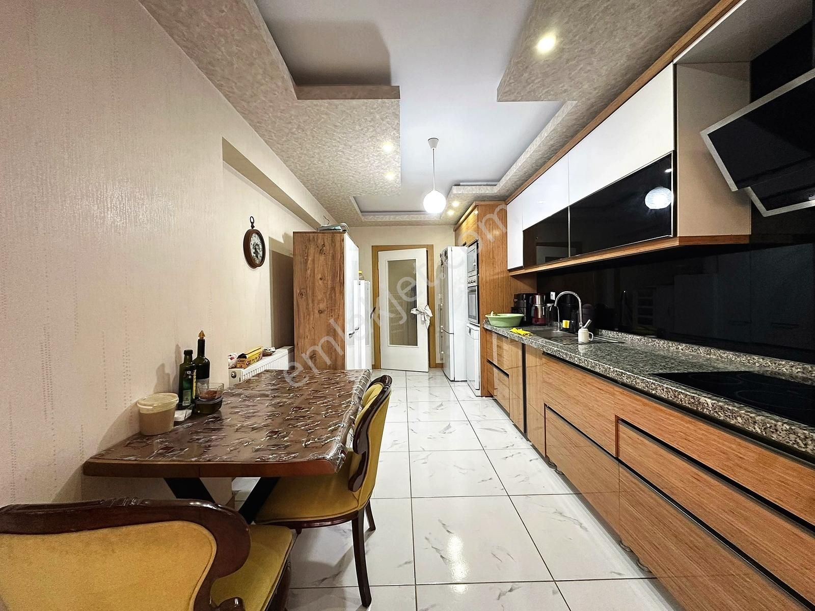 Kuşcağız Da Site İçerisin De Ebeveyn Banyolu Kilerli 3+1 Daire - Görsel 24