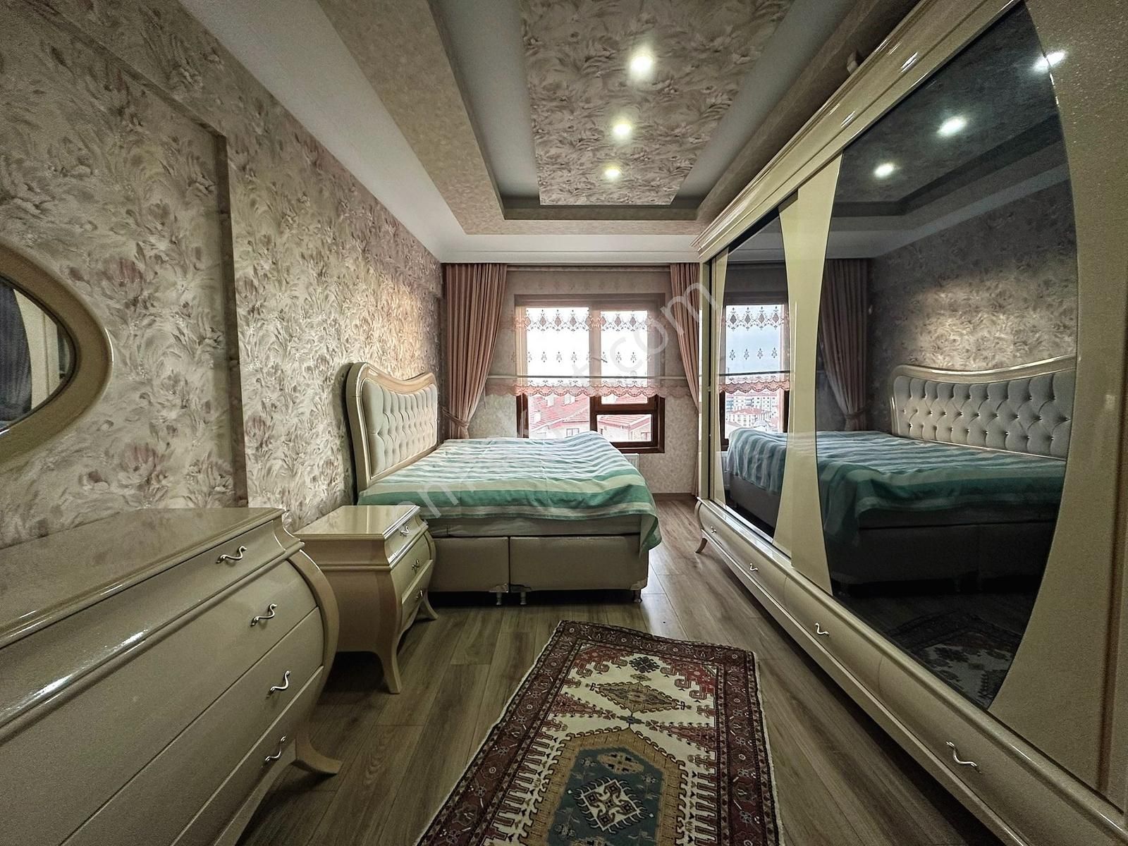 Kuşcağız Da Site İçerisin De Ebeveyn Banyolu Kilerli 3+1 Daire - Görsel 10