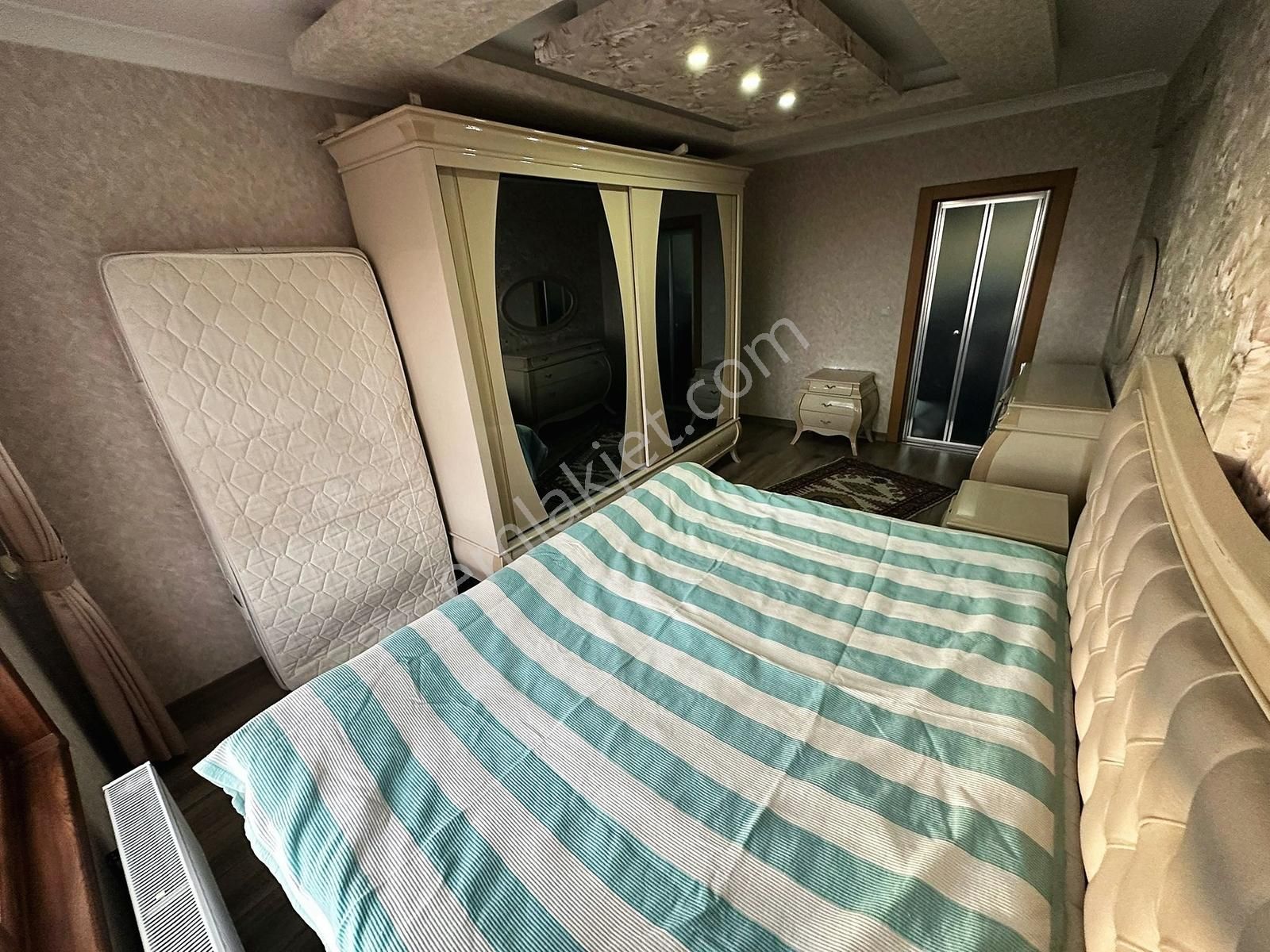 Kuşcağız Da Site İçerisin De Ebeveyn Banyolu Kilerli 3+1 Daire - Görsel 21