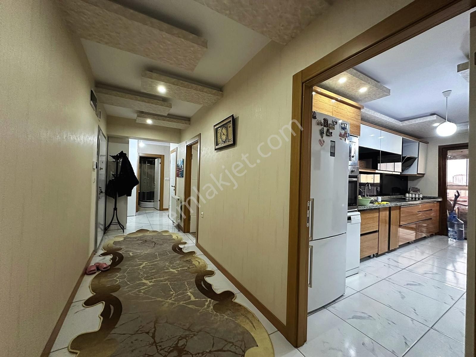 Kuşcağız Da Site İçerisin De Ebeveyn Banyolu Kilerli 3+1 Daire - Görsel 12