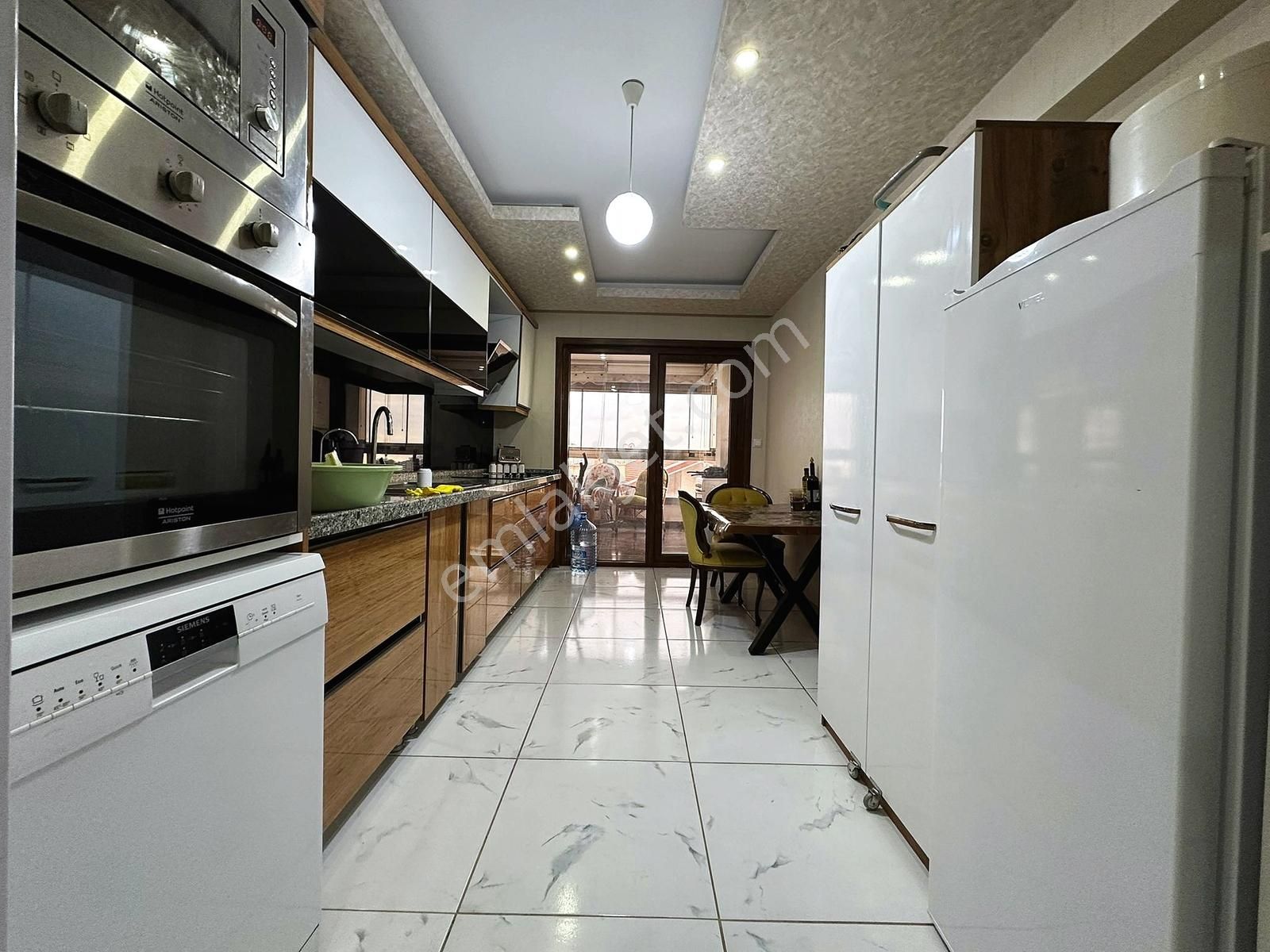 Kuşcağız Da Site İçerisin De Ebeveyn Banyolu Kilerli 3+1 Daire - Görsel 22