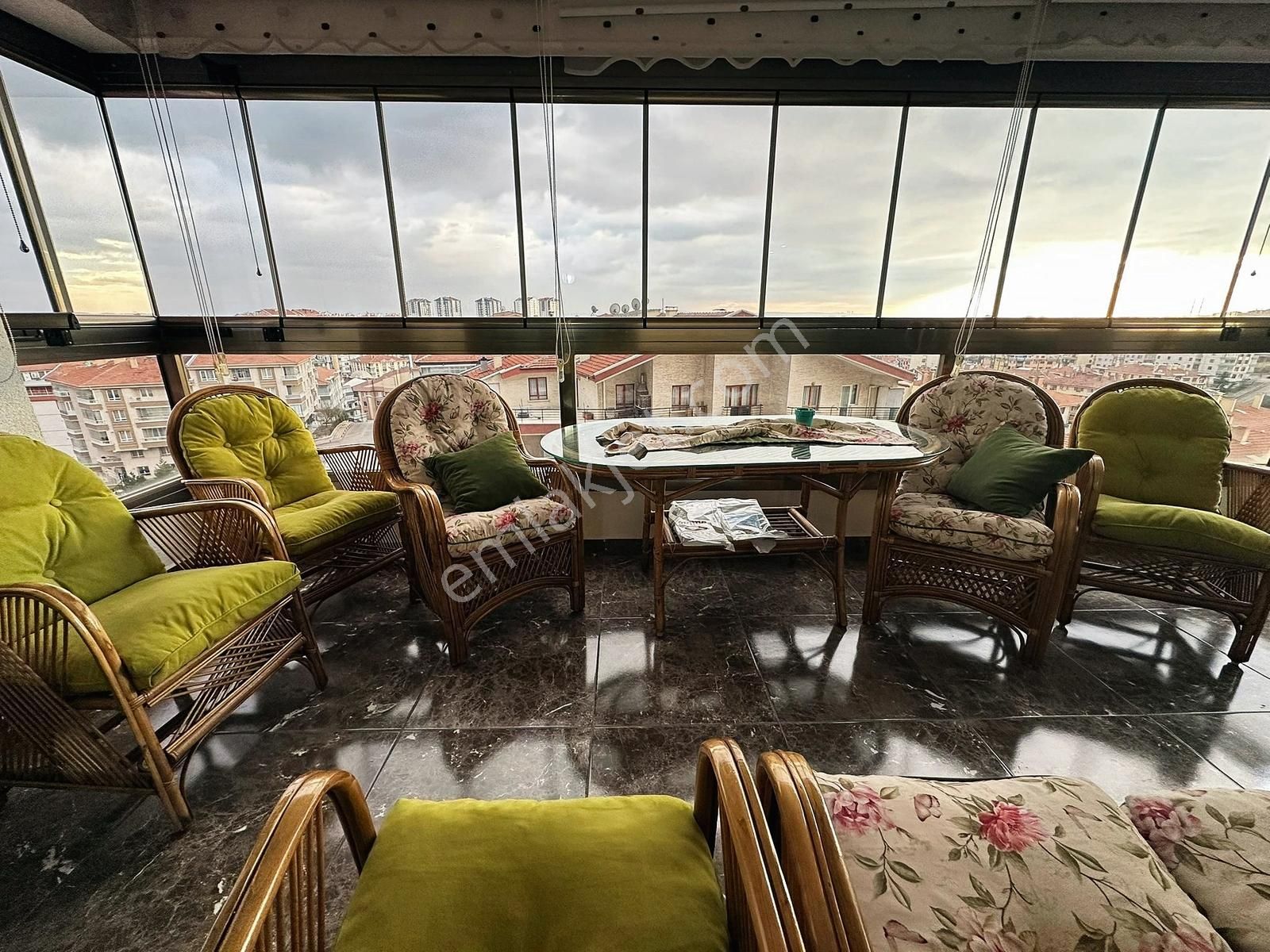 Kuşcağız Da Site İçerisin De Ebeveyn Banyolu Kilerli 3+1 Daire - Görsel 16