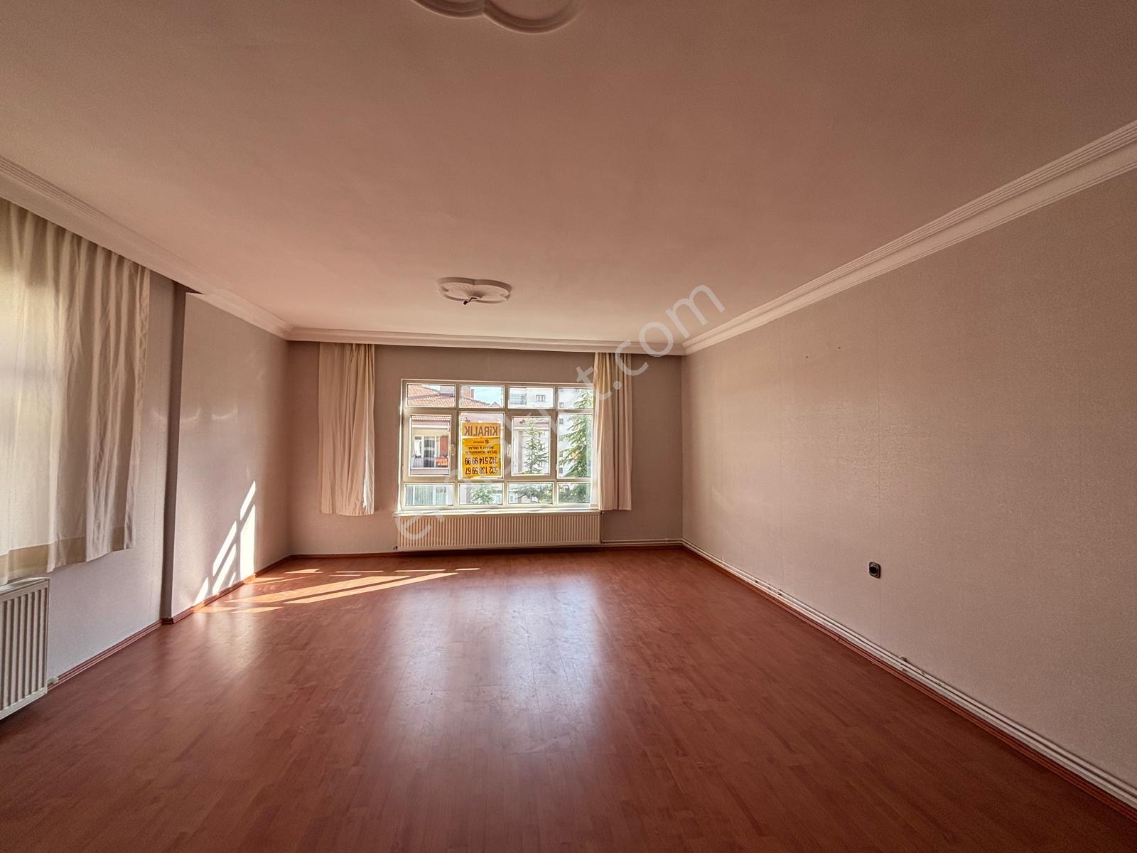 Barut Emlaktan Güney Cephe 125 M2 3 Cepheli 3+1 Daire 3. Kat - Görsel 21