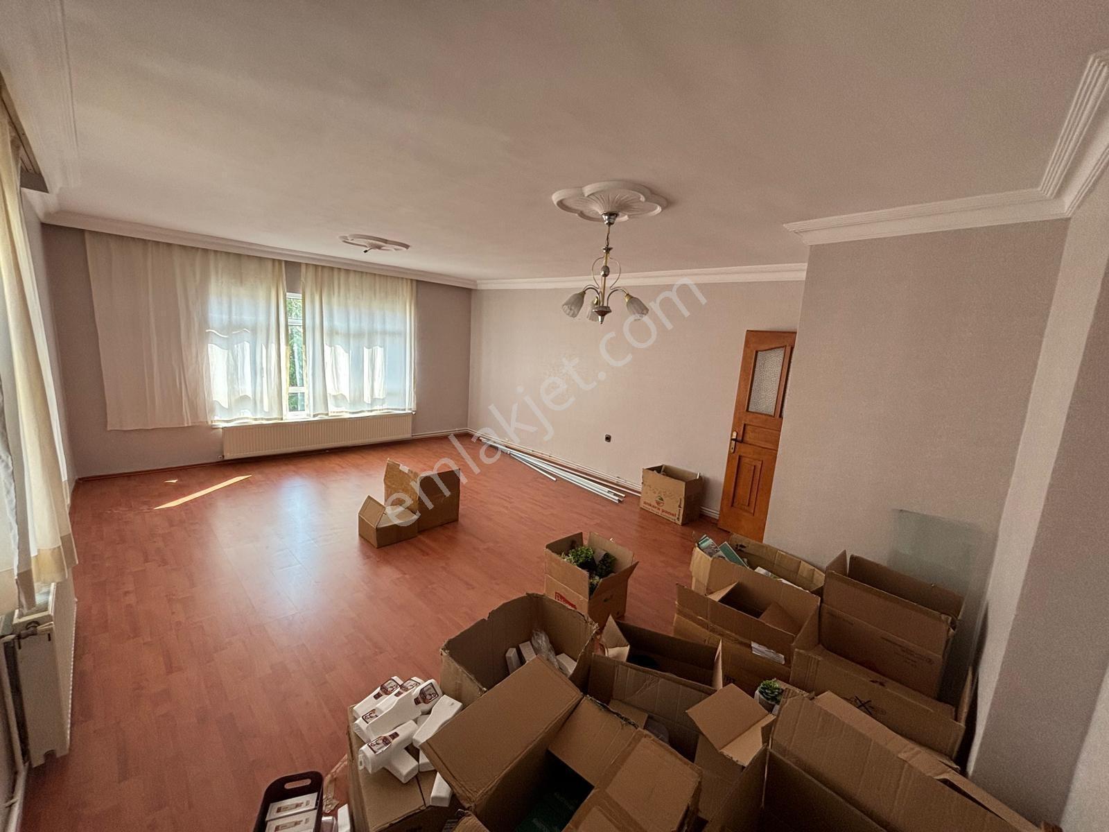 Barut Emlaktan Güney Cephe 125 M2 3 Cepheli 3+1 Daire 3. Kat - Görsel 16