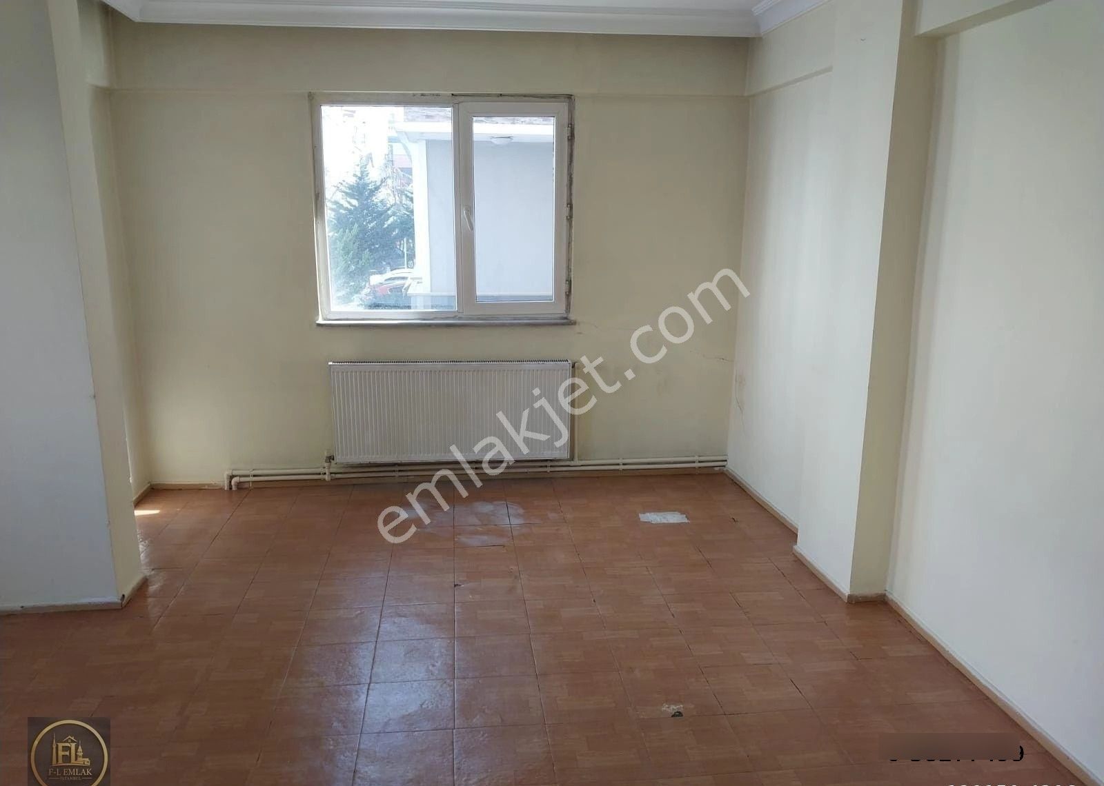 F-l Emlaktan Sarigazi Metro Yakını 2+1 1.kat Aileye Uygun