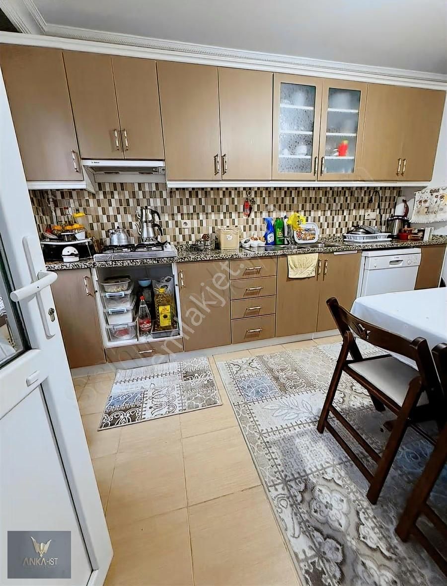 Aydınlı Merkez De Yatırımlık Geniş Kullanım Alanlı Satılık 3+1 - Görsel 30