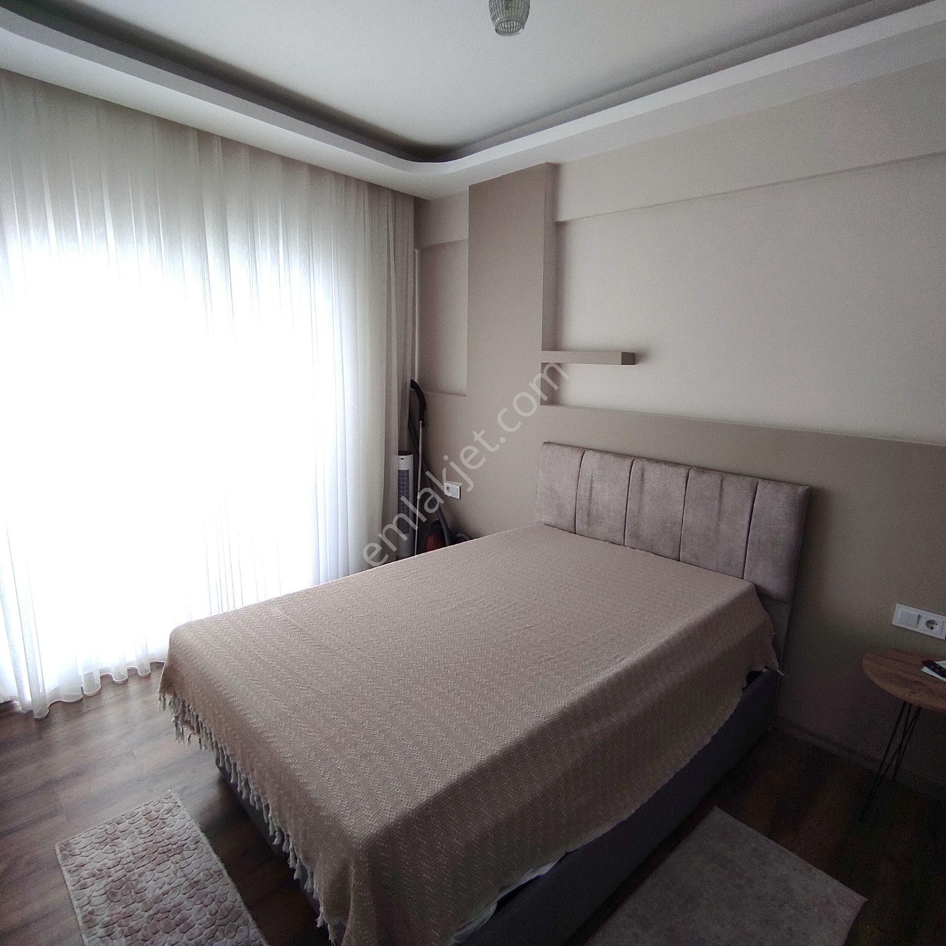 Kuşadası'nda Eşyalı Kiralık 1+1 Daire - Görsel 12
