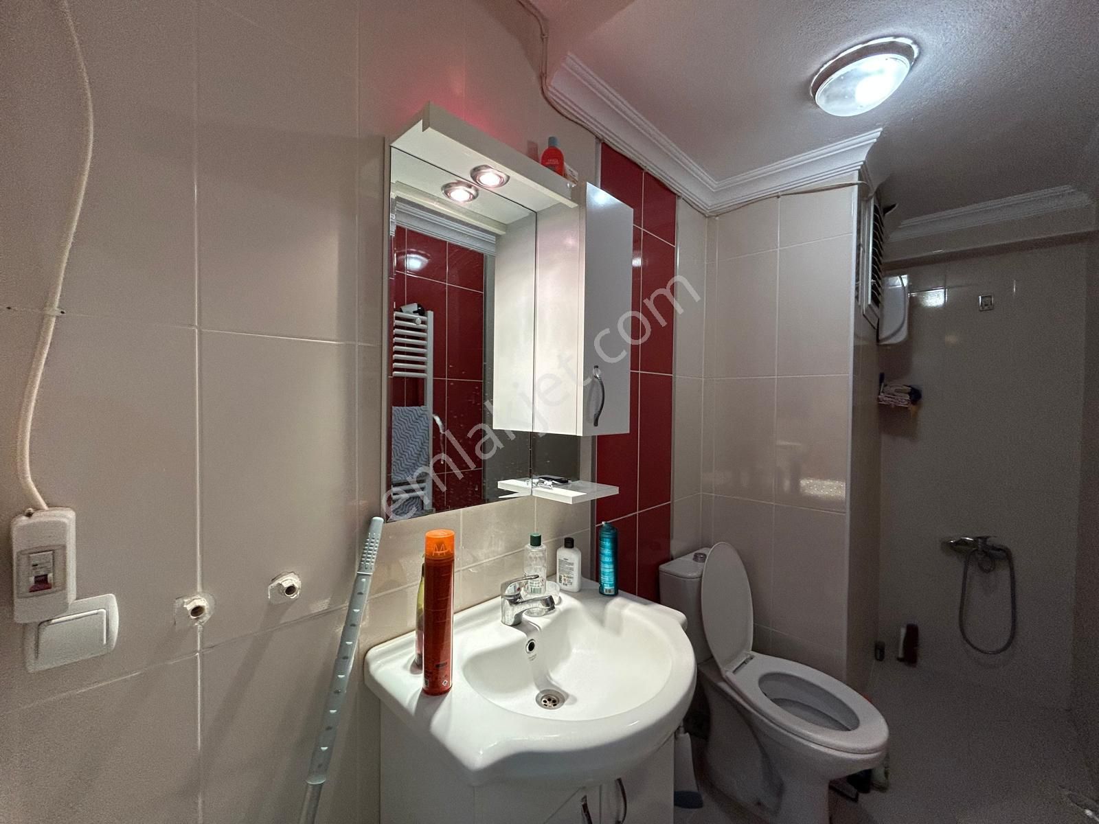 Yükselden Edremitte Yeni Binada D.gazlı Bahçeli Eşyalı 2+1 Satılık Daire - Görsel 18