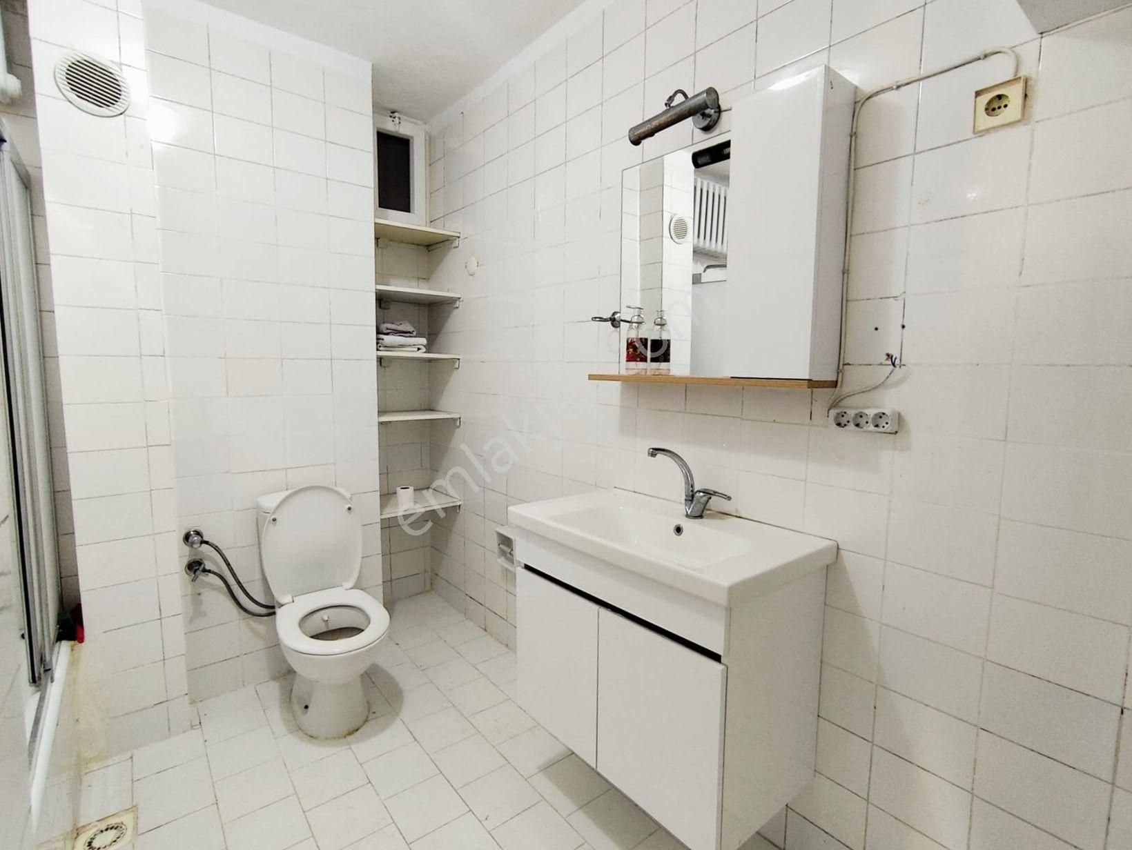 Mertcan Dan Yakakent Sitesinde Kapalı Balkonlu 3+1 Fırsat Kiralık - Görsel 17