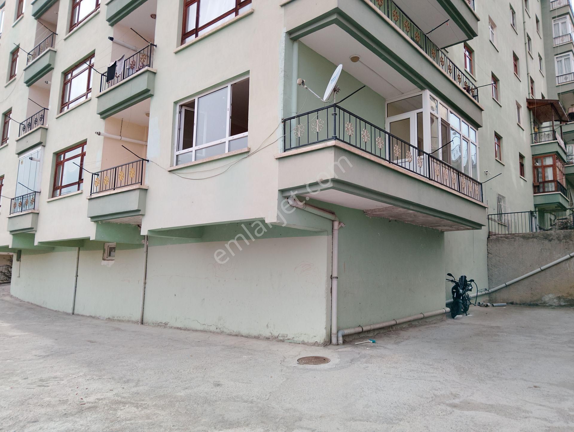 Keçiören Çaldıran Mahallesinde Cadde Üzeri Yapılı 3+1 - Görsel 32