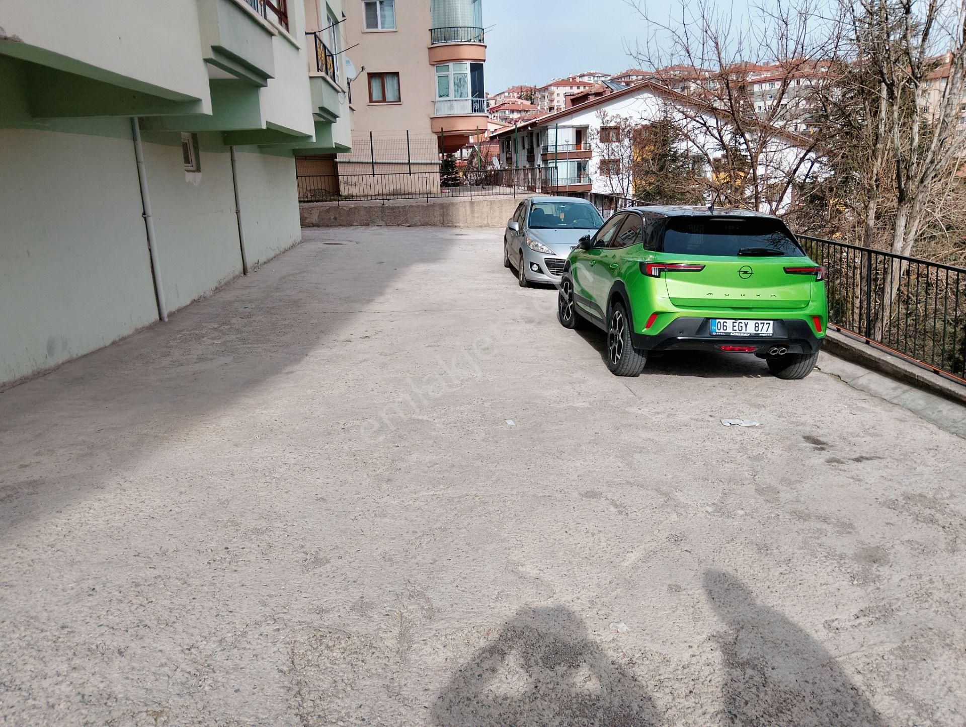 Keçiören Çaldıran Mahallesinde Cadde Üzeri Yapılı 3+1 - Görsel 2