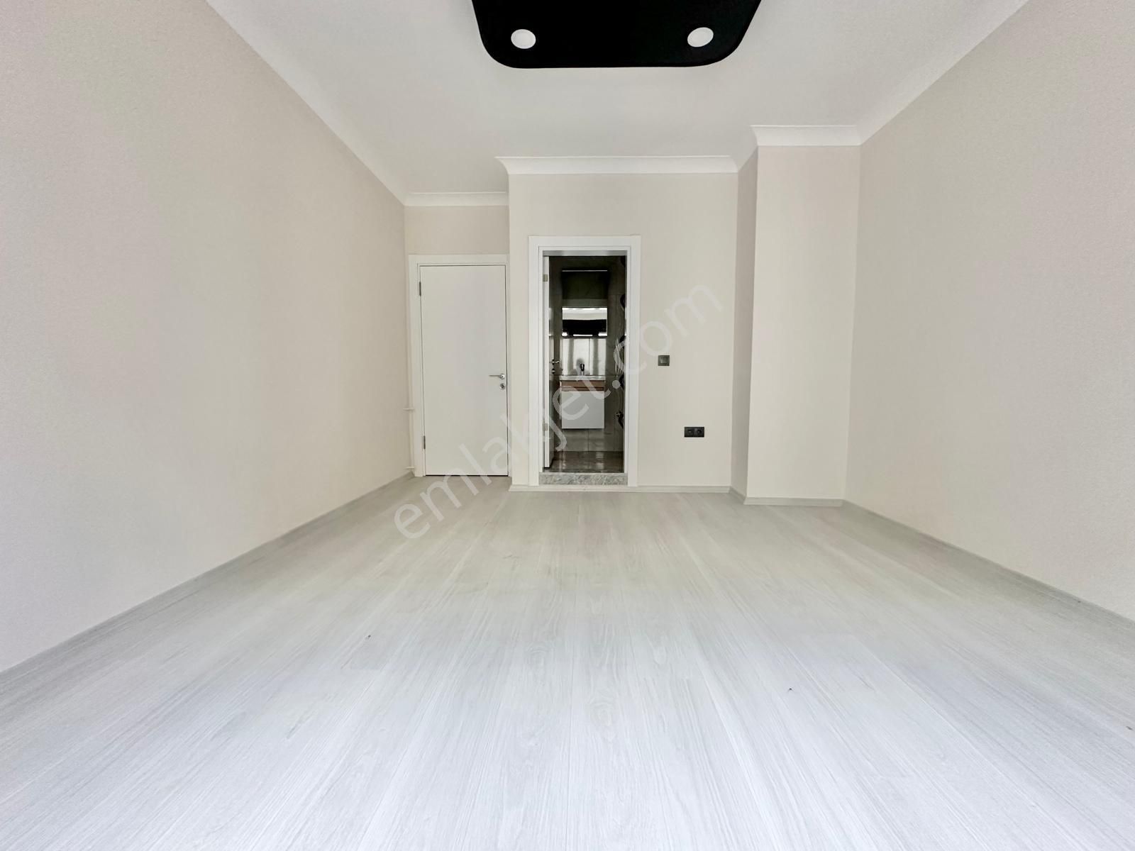 ꧁yetkili Ay Emlak'tan꧂akçay'da Kombili Ön Cephe Ayrı Mutfak Arakat Satılık 2+1 Geniş Lüks Daire - Görsel 22