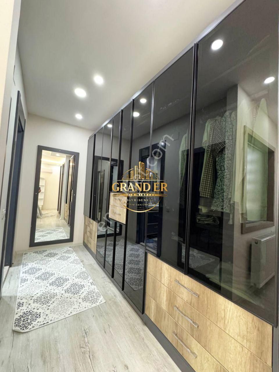 Mezitli Akdeniz Mah. Havuzlu Sitede Özel Tasarım 200 M² 4+1 - Görsel 22