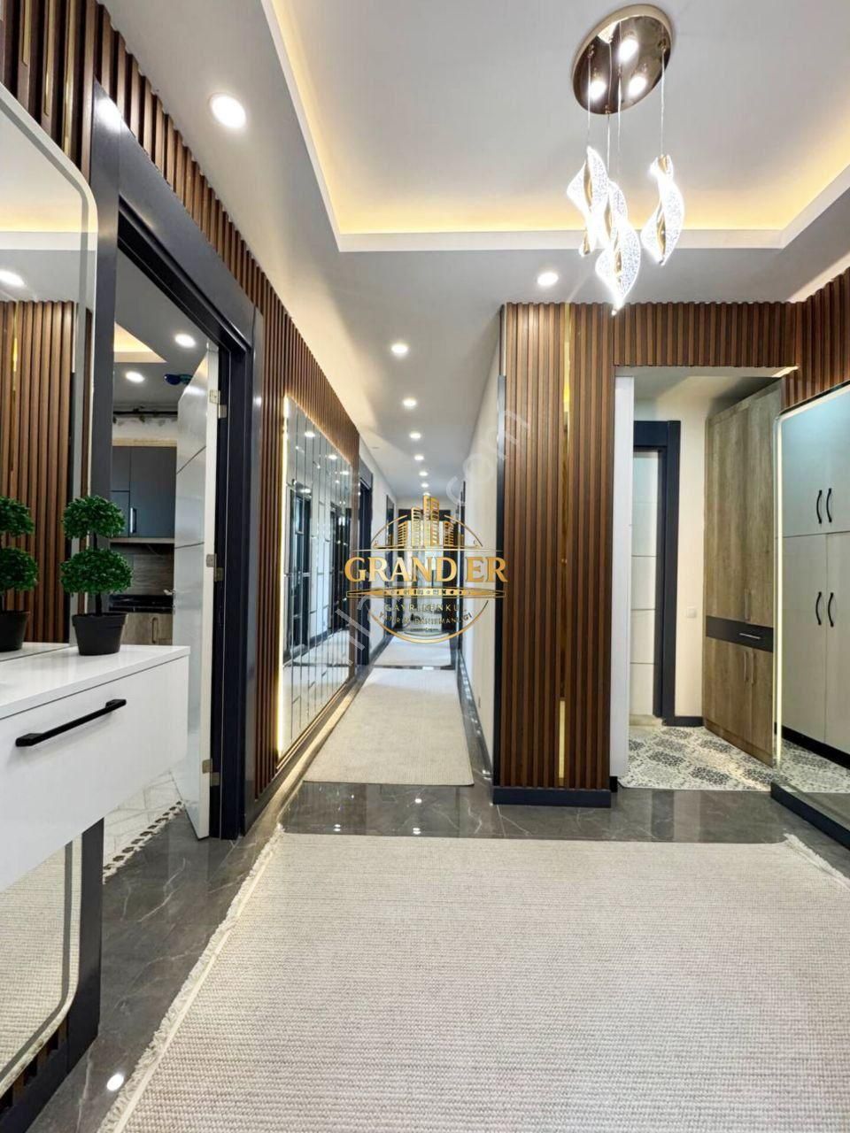 Mezitli Akdeniz Mah. Havuzlu Sitede Özel Tasarım 200 M² 4+1 - Görsel 19