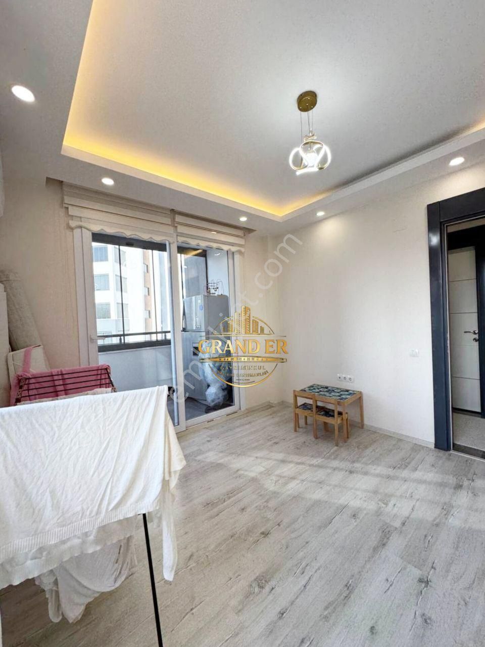 Mezitli Akdeniz Mah. Havuzlu Sitede Özel Tasarım 200 M² 4+1 - Görsel 32