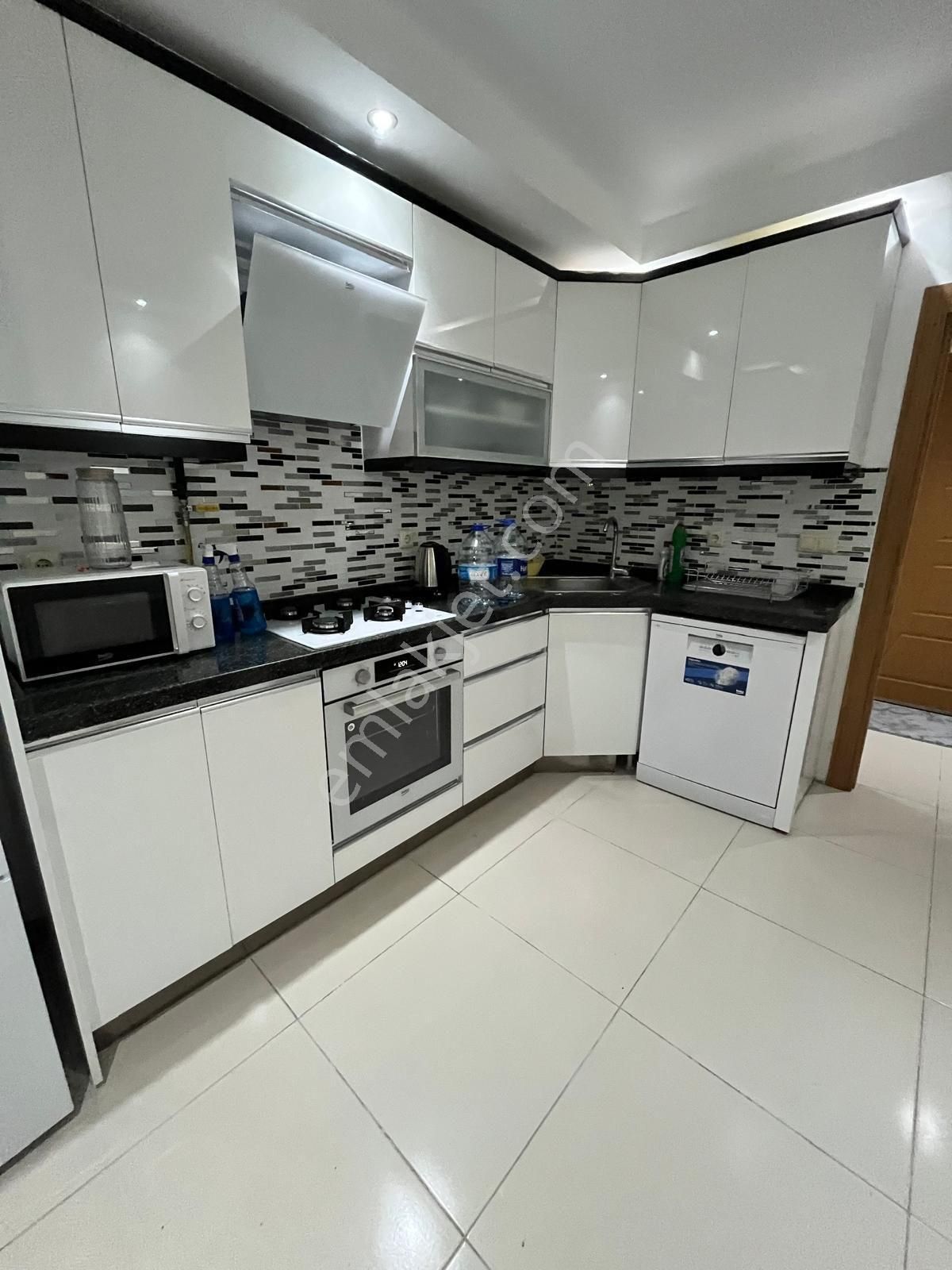 Kavaklı Merkezde Full Eşyalı 2+1 Daire - Görsel 12