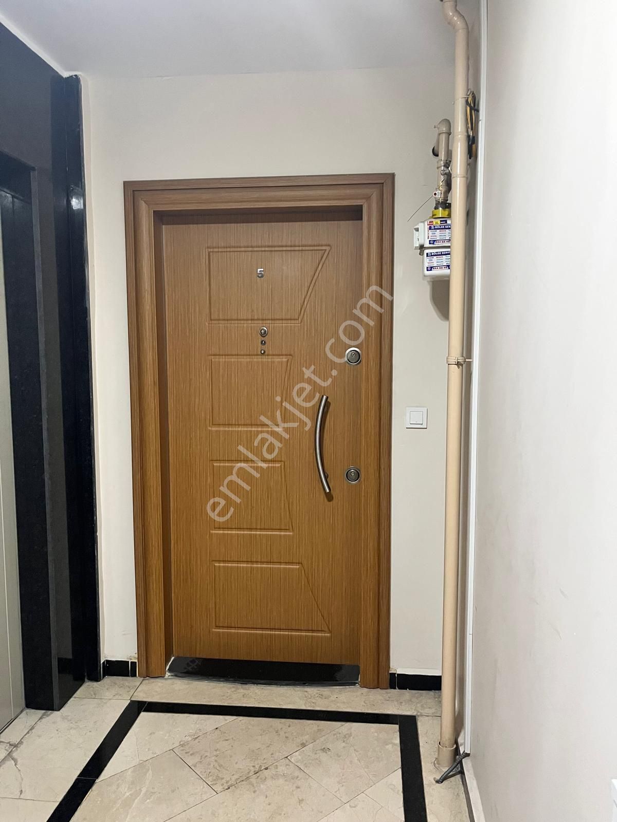 Kavaklı Merkezde Full Eşyalı 2+1 Daire - Görsel 15