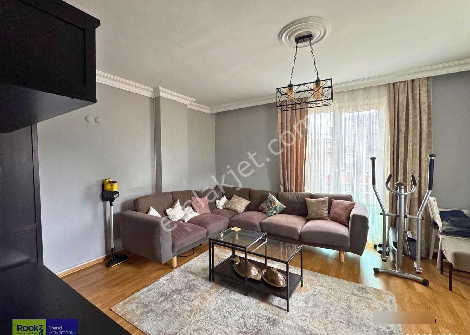 Çekmeöy Taşdelen Merkez Açık Otoparklı Kiralık 2+1 Ara Kat Daire - Görsel 8