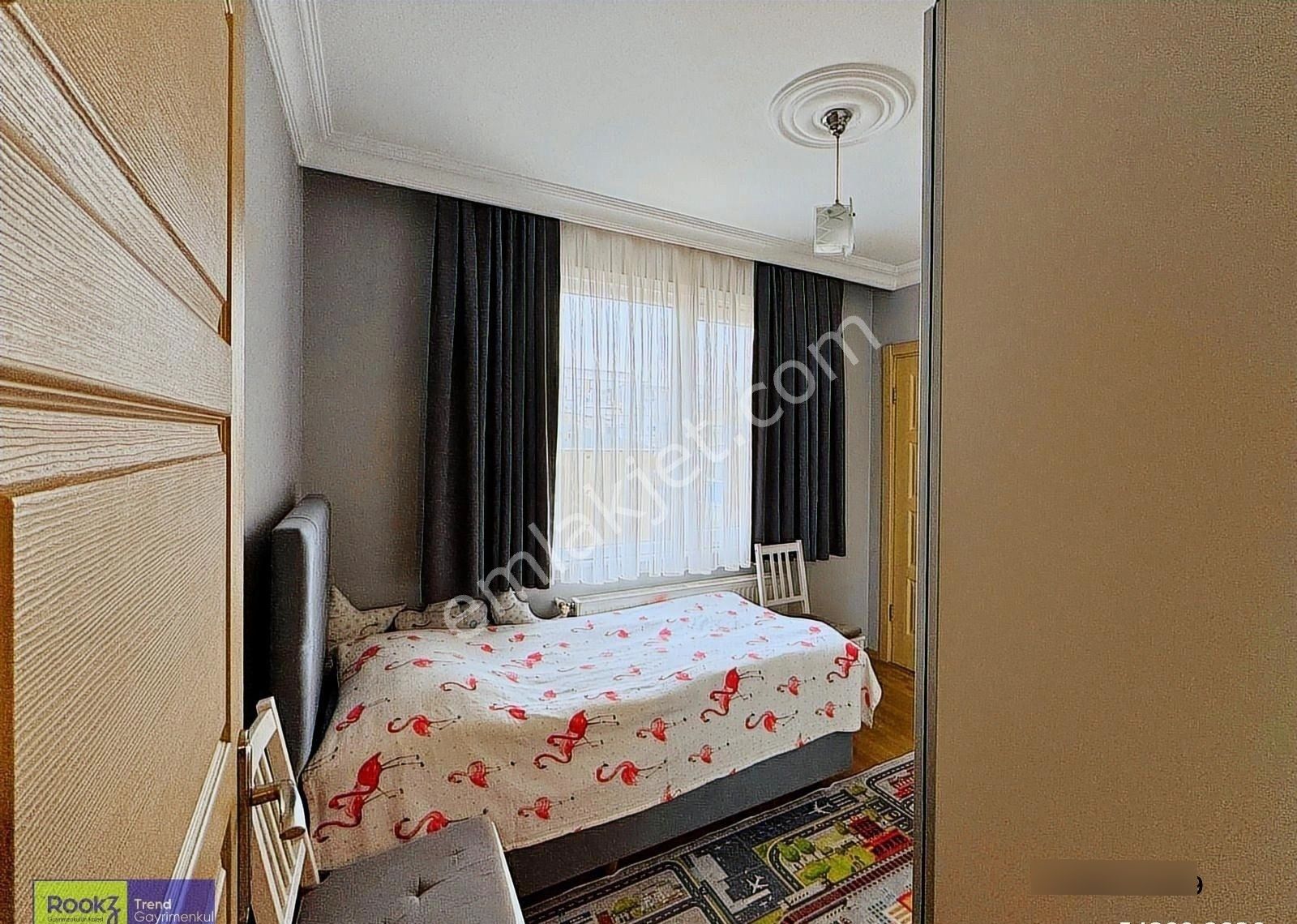 Çekmeöy Taşdelen Merkez Açık Otoparklı Kiralık 2+1 Ara Kat Daire - Görsel 13