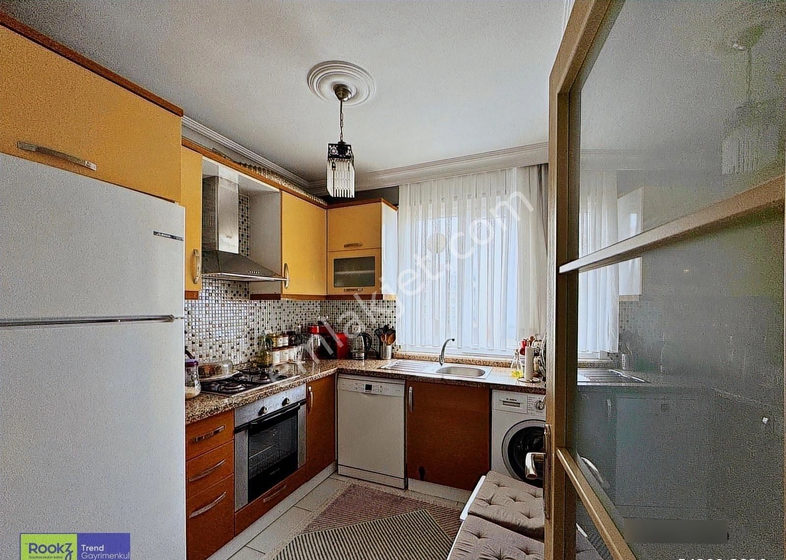 Çekmeöy Taşdelen Merkez Açık Otoparklı Kiralık 2+1 Ara Kat Daire - Görsel 7