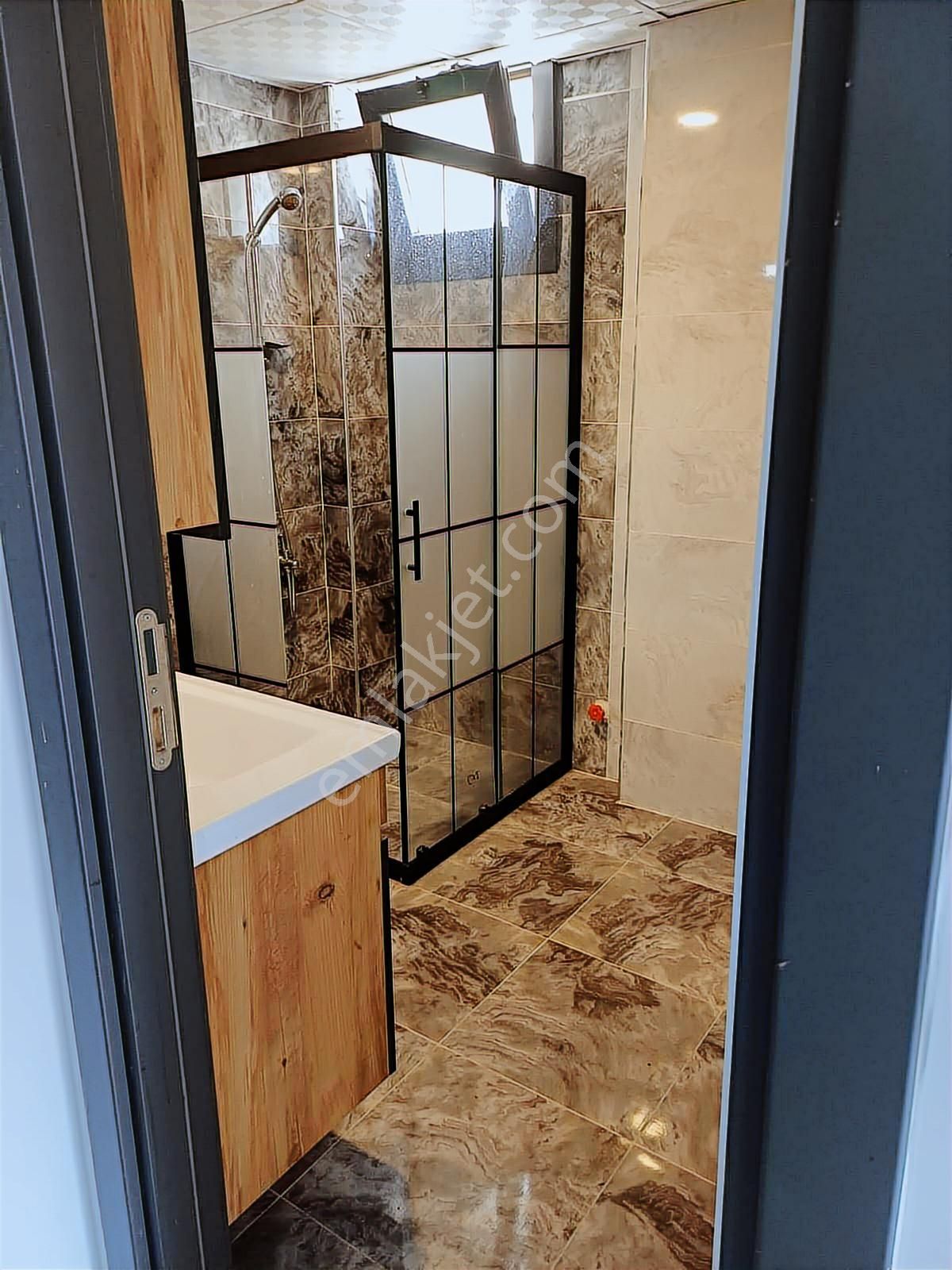 Kent Gayrimenkul'den Kiralık 1+1 Mükemmel Daire - Görsel 6