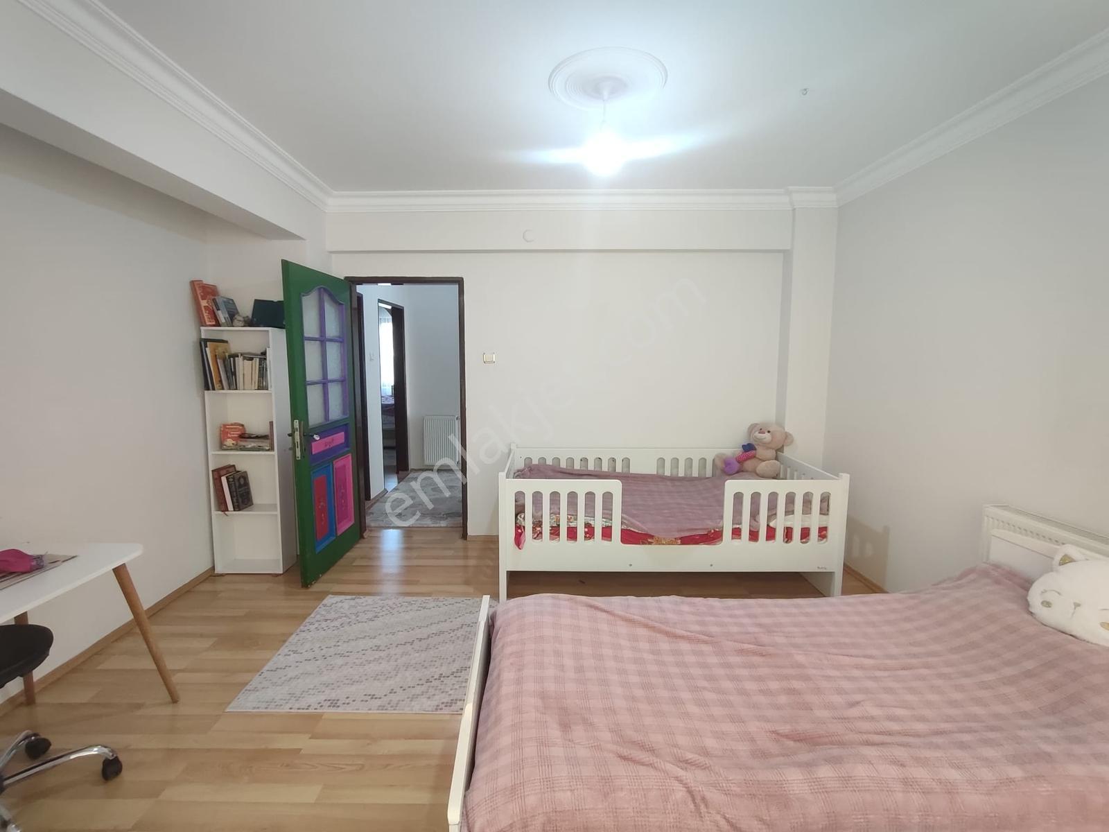 "bayındırılık Villaları"içi Yapılı-masrafsız-yalıtımlı 7+1 Villa - Görsel 4