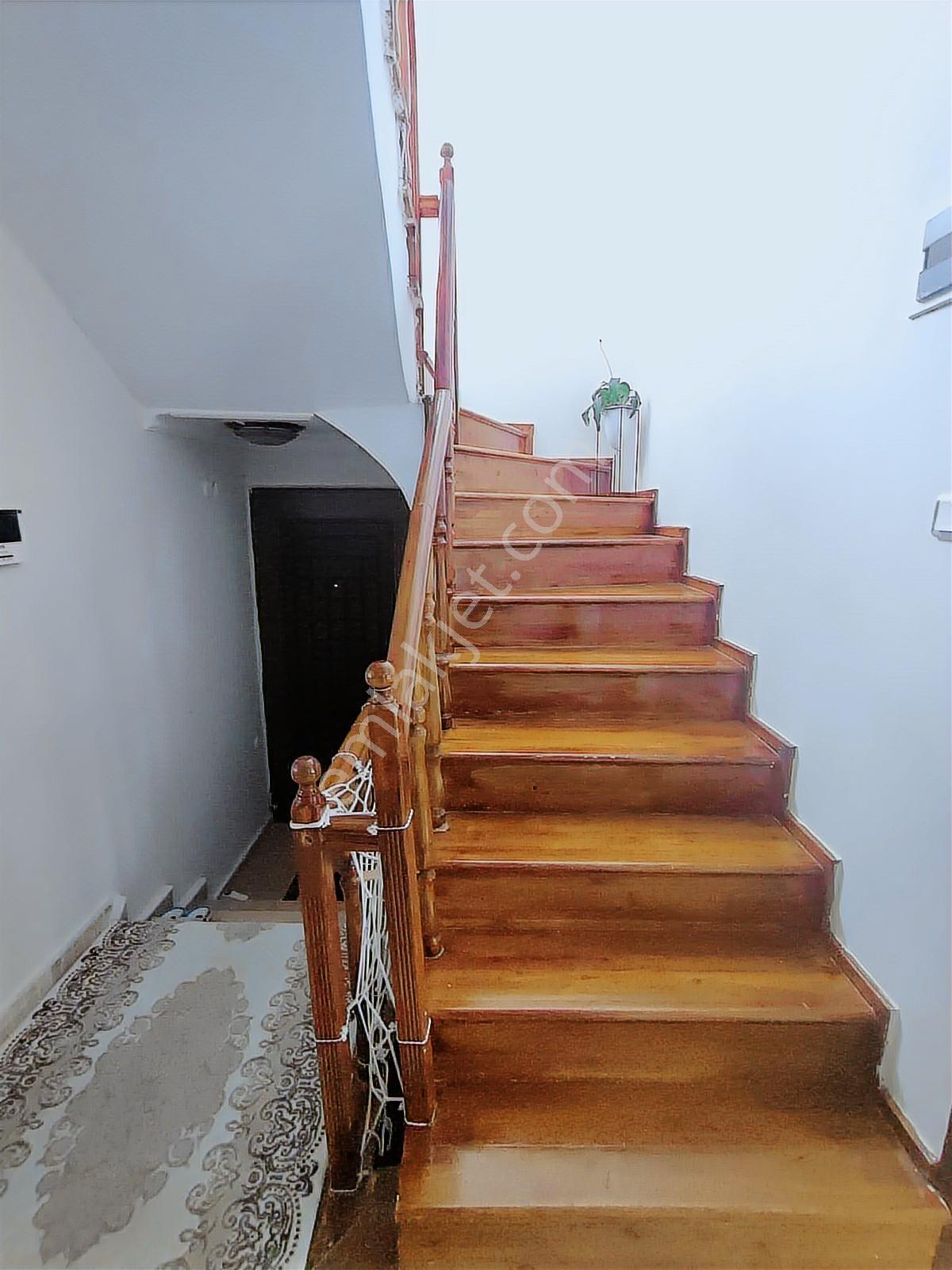 "bayındırılık Villaları"içi Yapılı-masrafsız-yalıtımlı 7+1 Villa - Görsel 2