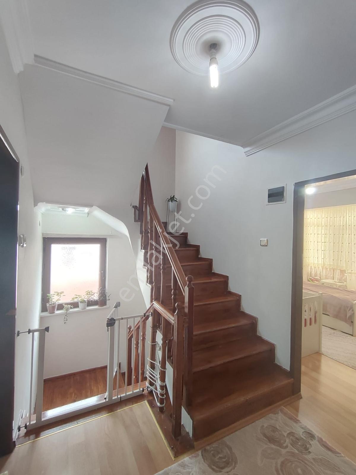"bayındırılık Villaları"içi Yapılı-masrafsız-yalıtımlı 7+1 Villa - Görsel 24