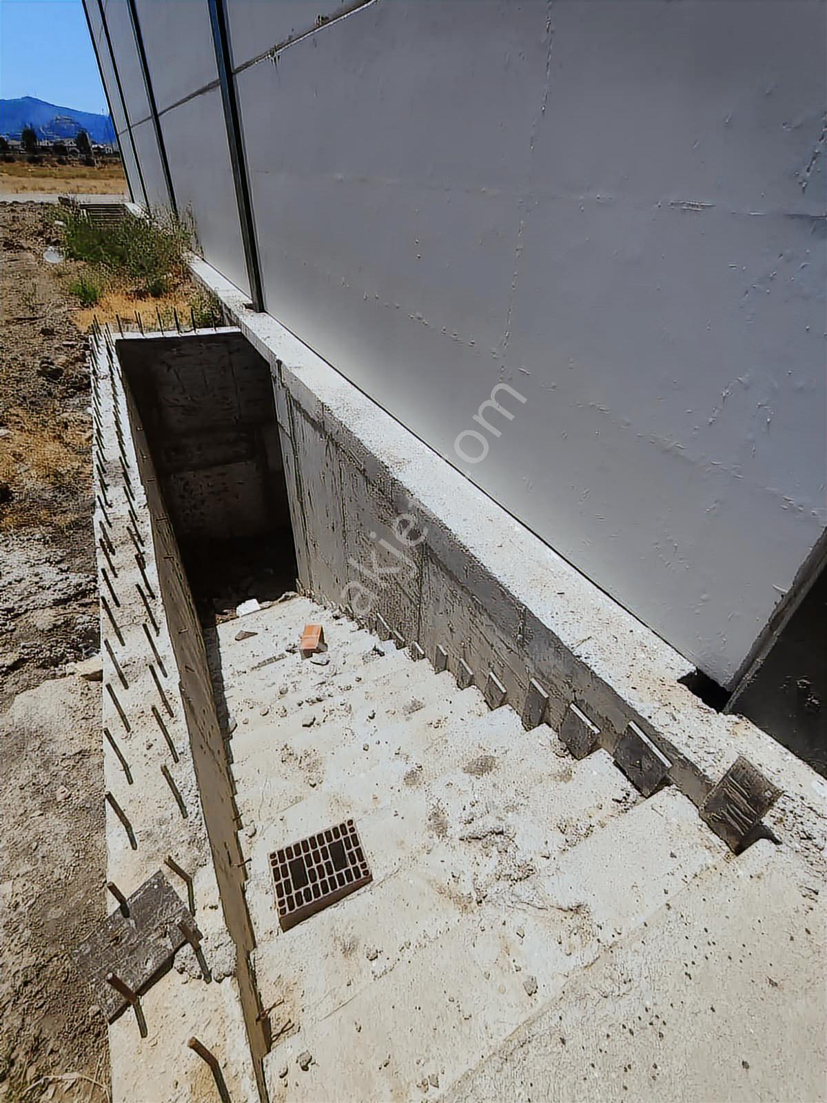 Osb Bölgesi Çevre Yolu Cepheli Polis Okulu Yanı 410m² Depo - Görsel 14